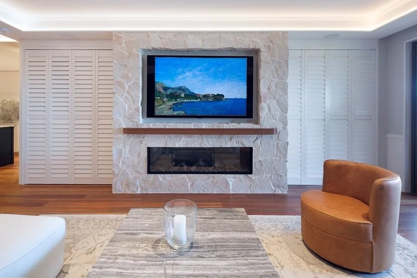 People find confort in Symmetry.
In this case hiding a bar to one side
The other is access to a guest bedroom | Study.

#MMD_Kirribilli_Apartment

Designer | @mattmicheldesign
Builder | @davidlynchbuilding 
Styling | @djfairy1975 @acollectedhome
Join