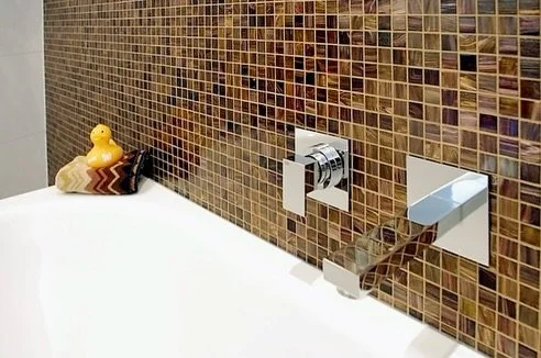 #rubber_ducky at #Castlecrag The Bastion House 2006
@bisazzaofficial tiles and the first Back to Wall Bath by @kaldewei 
Trick: From my &ldquo;Olde Vanity Design&rdquo; days is for versatile hidden vertical storage, when you want a wide mirror and ma