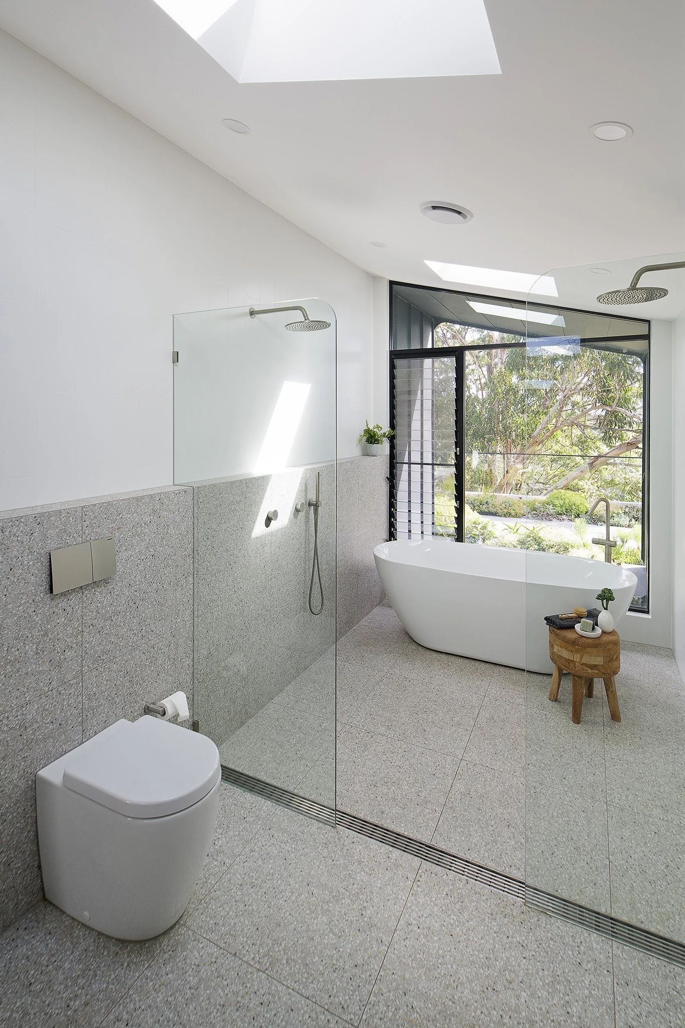 MattMichelDesign_Bathroom_EastLindfield_0537.jpg