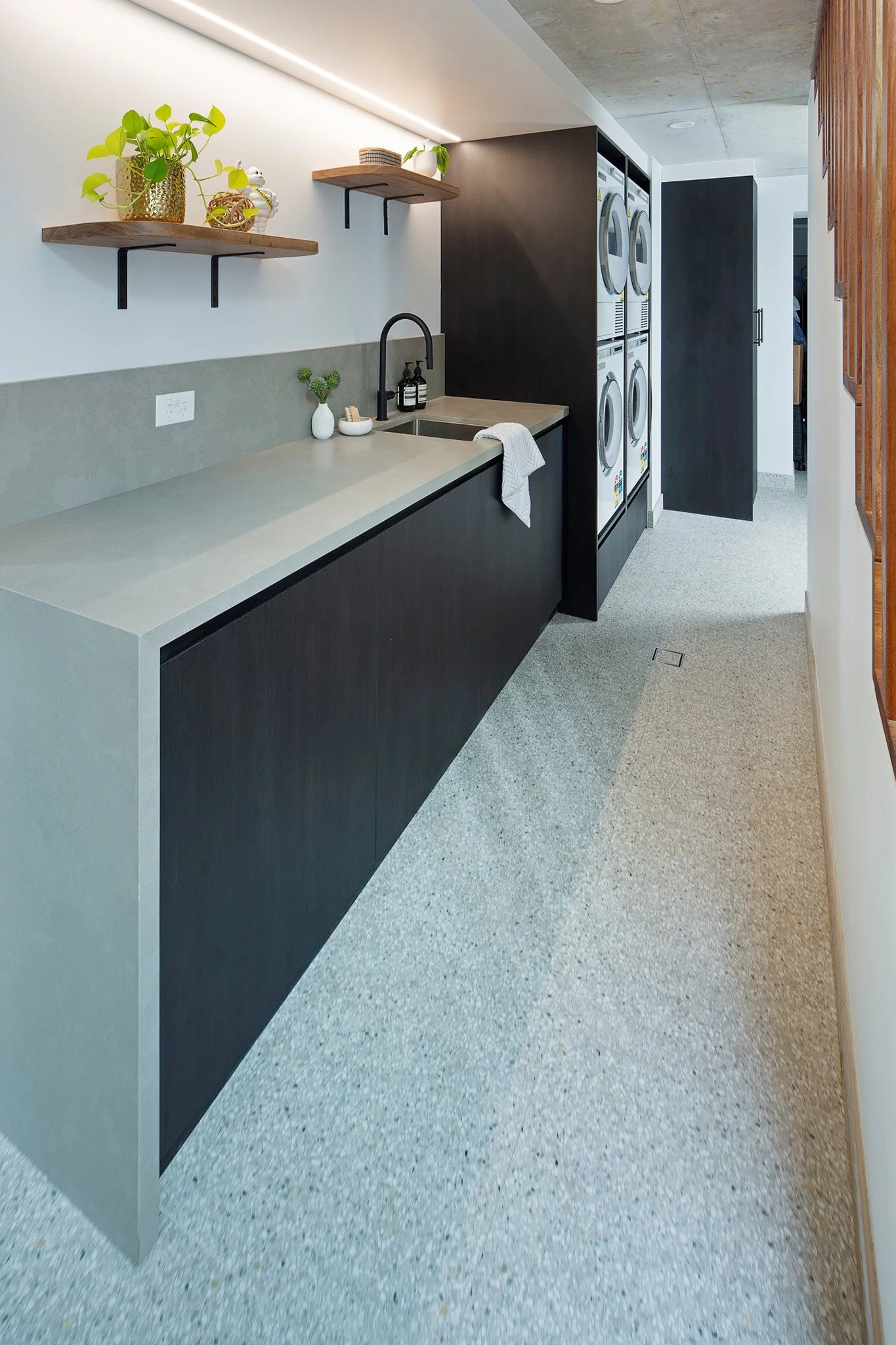 MattMichelDesign_Laundry_EastLindfield_ 3.jpg