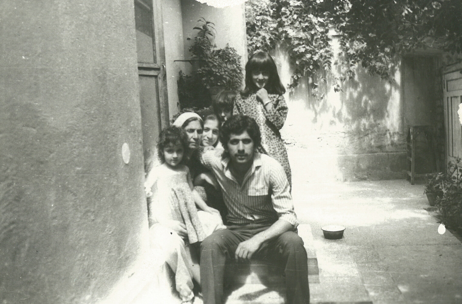 zahra-zelaikhah-and-fatema-with-aunt-and-uncle.jpg