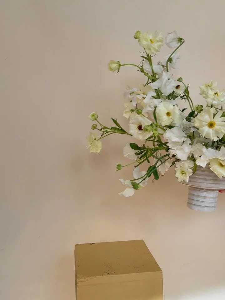 It has been a real treat getting to design using the vases and bowls I create ✨ I remember when this vase was just an idea in my head. To witness it come to life (even more so with flowers) is such a special experience!

A whimsical arrangement of bu