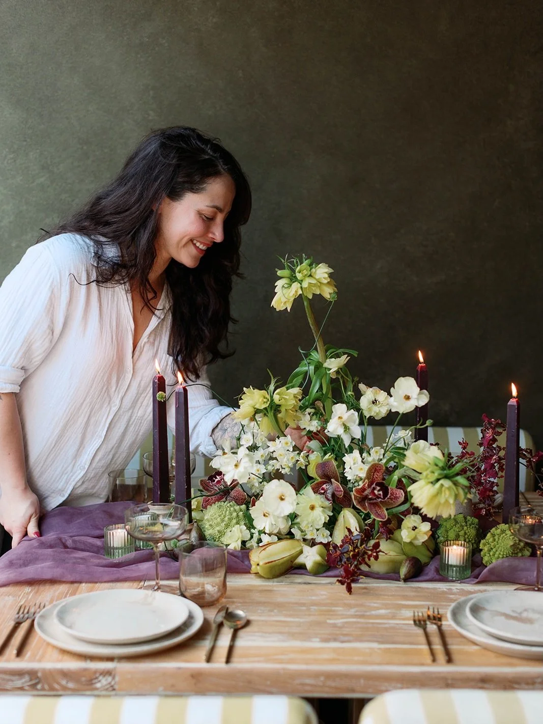 Hi, I&rsquo;m Clarissa! Welcome to my little slice of flower heaven. I&rsquo;ve been in the industry for 10+ years and have been having fun as Lucy Blooms for almost 7 years (2019, can you believe it?!). Every year I treat myself to a workshop or two
