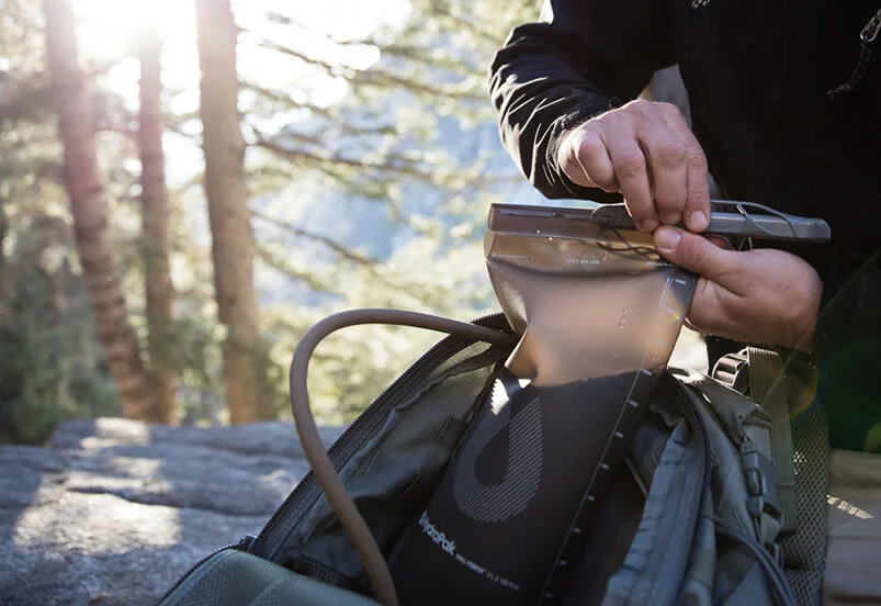 hydrapak-full-force-closure.jpg