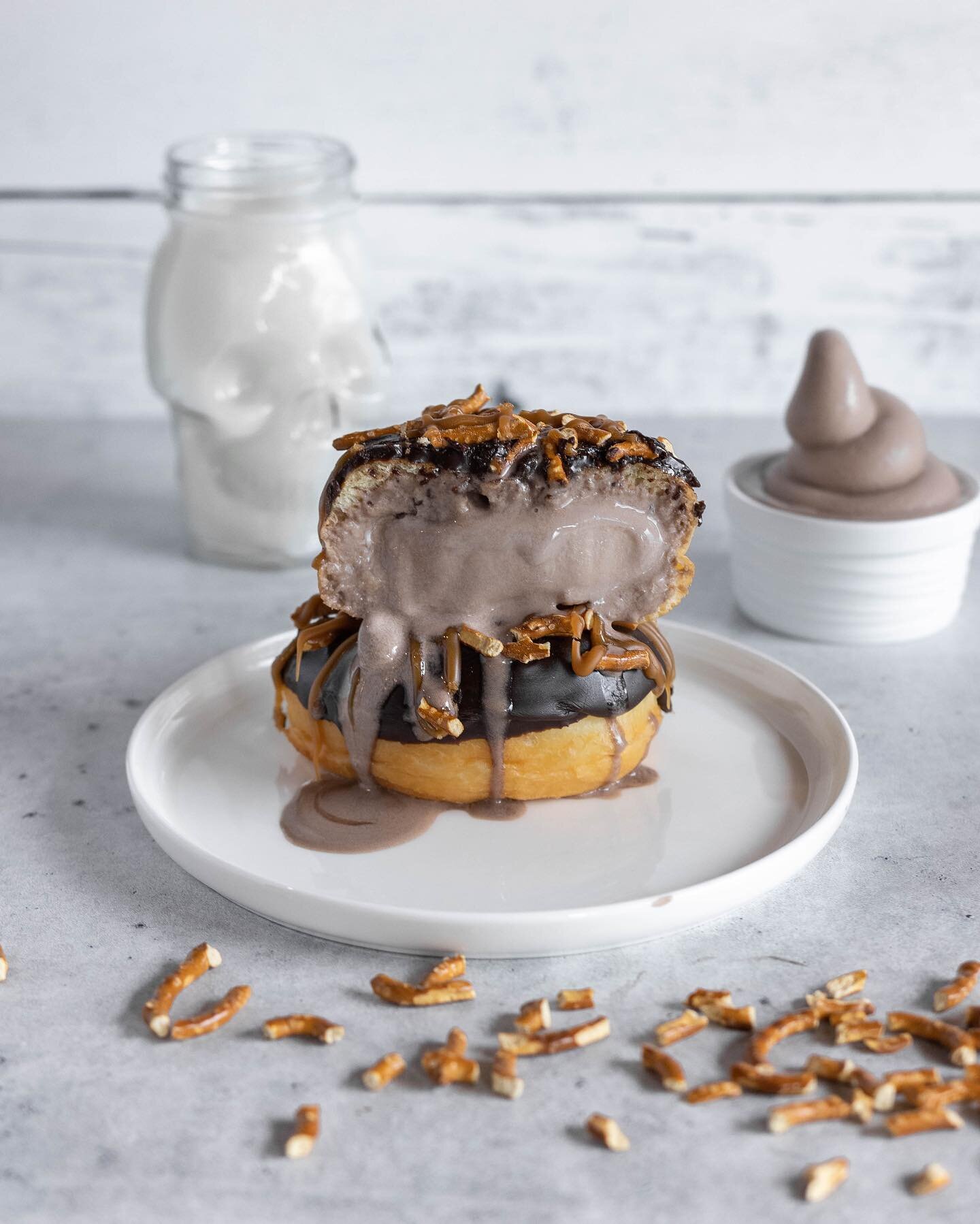Our next ice cream injected donut: Chocolate Caramel Pretzel 🥨🍩🍦 (Not to be confused with out non-injected version which is available online) Ice cream donuts ONLY AVAILABLE in store!