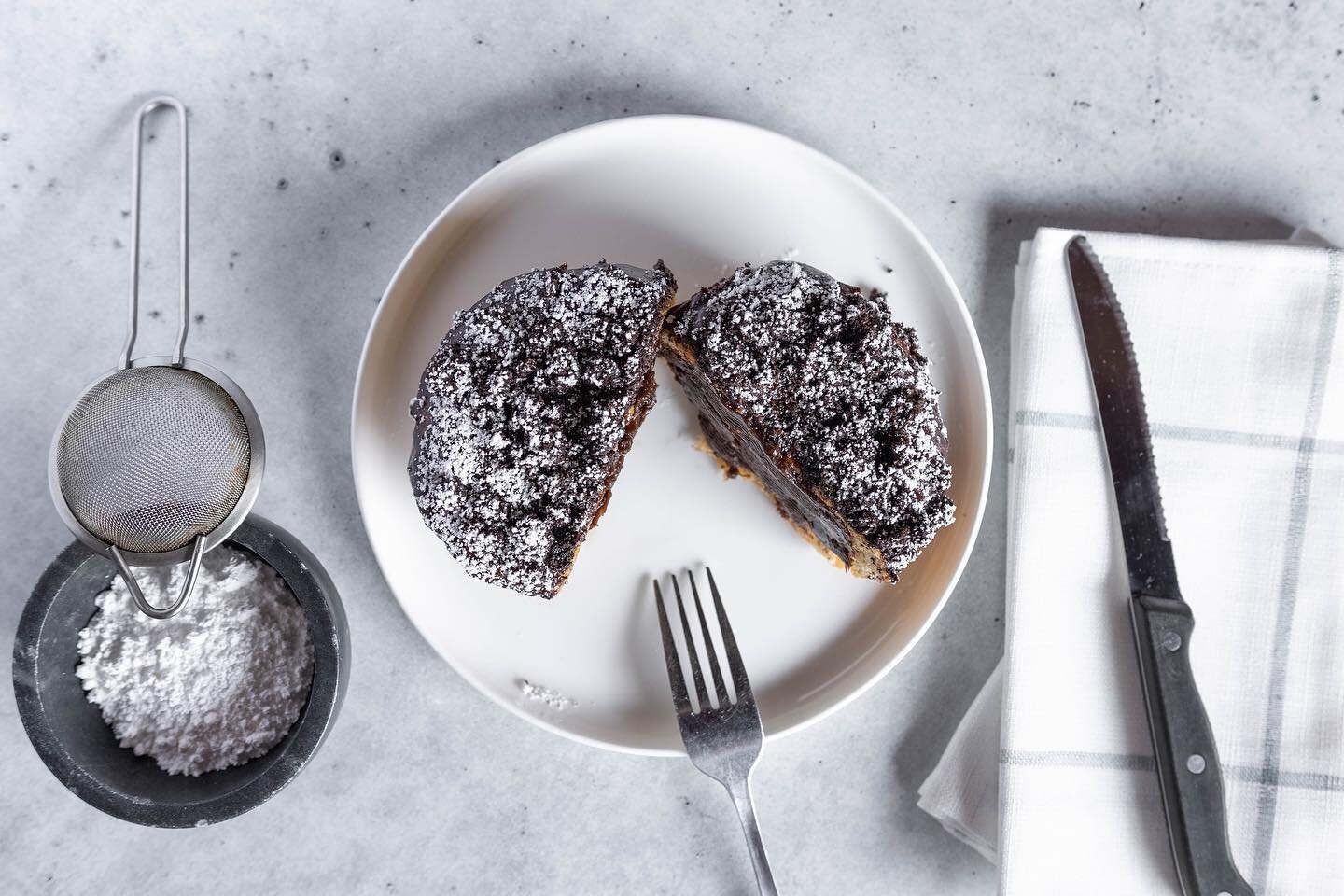 Who had the Chocolate Overload this week? Chocolate pudding filled, topped with chocolate cake and powdered sugar