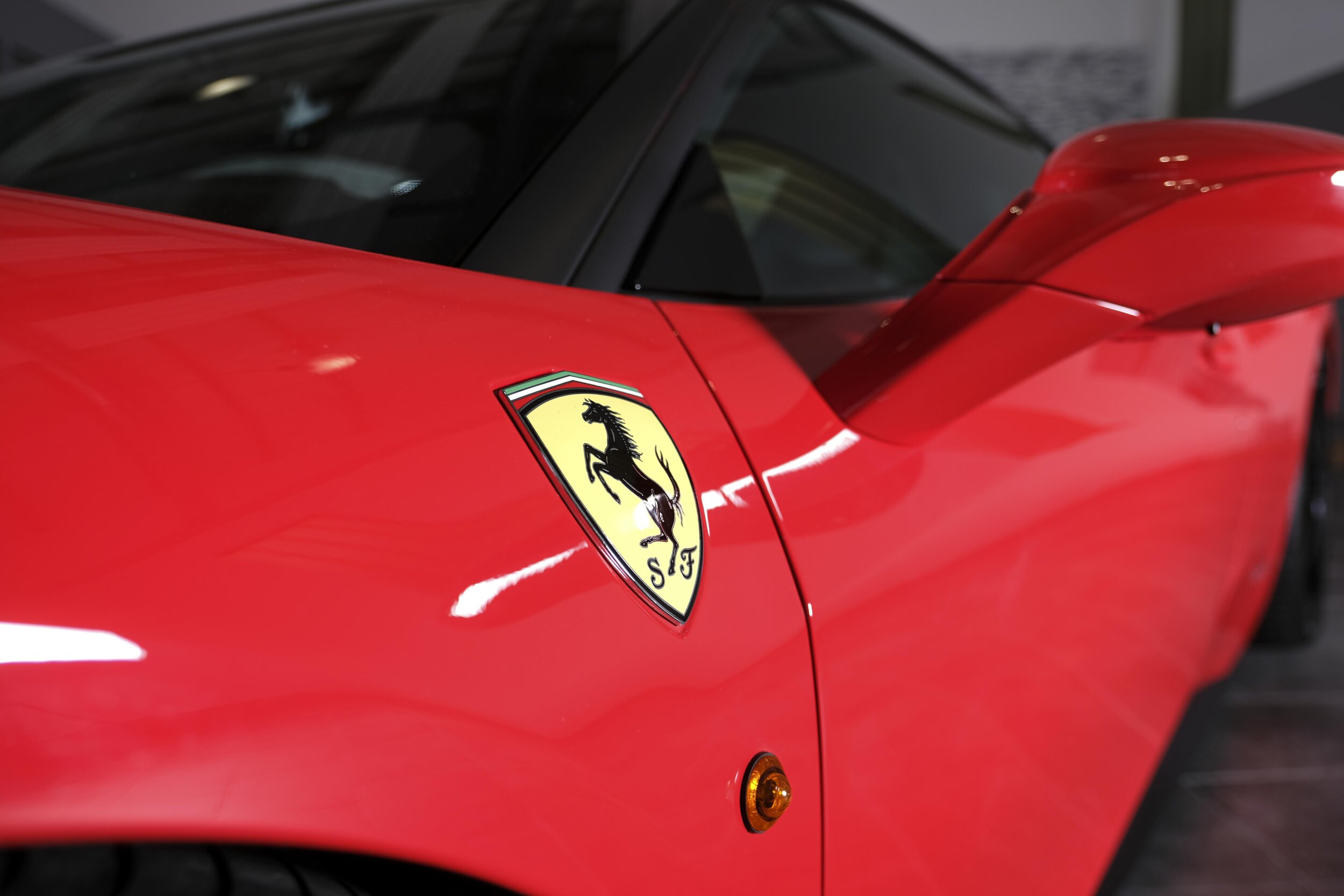 Ferrari_458_Italia_6.jpg