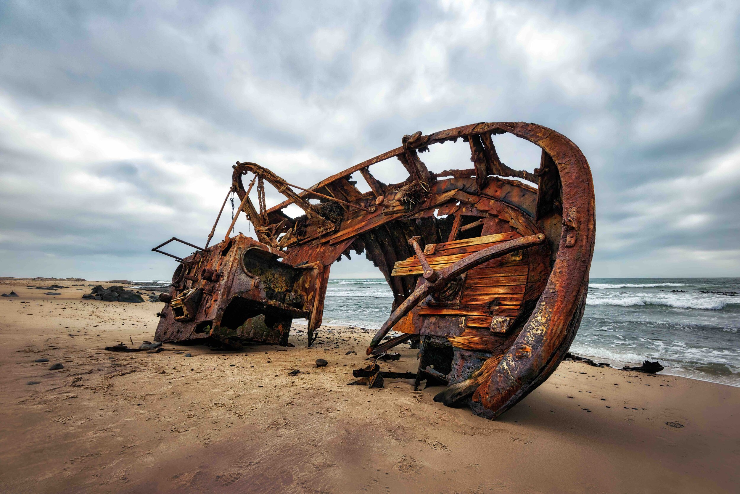 skeleton-coast-shipwreck-2.jpg