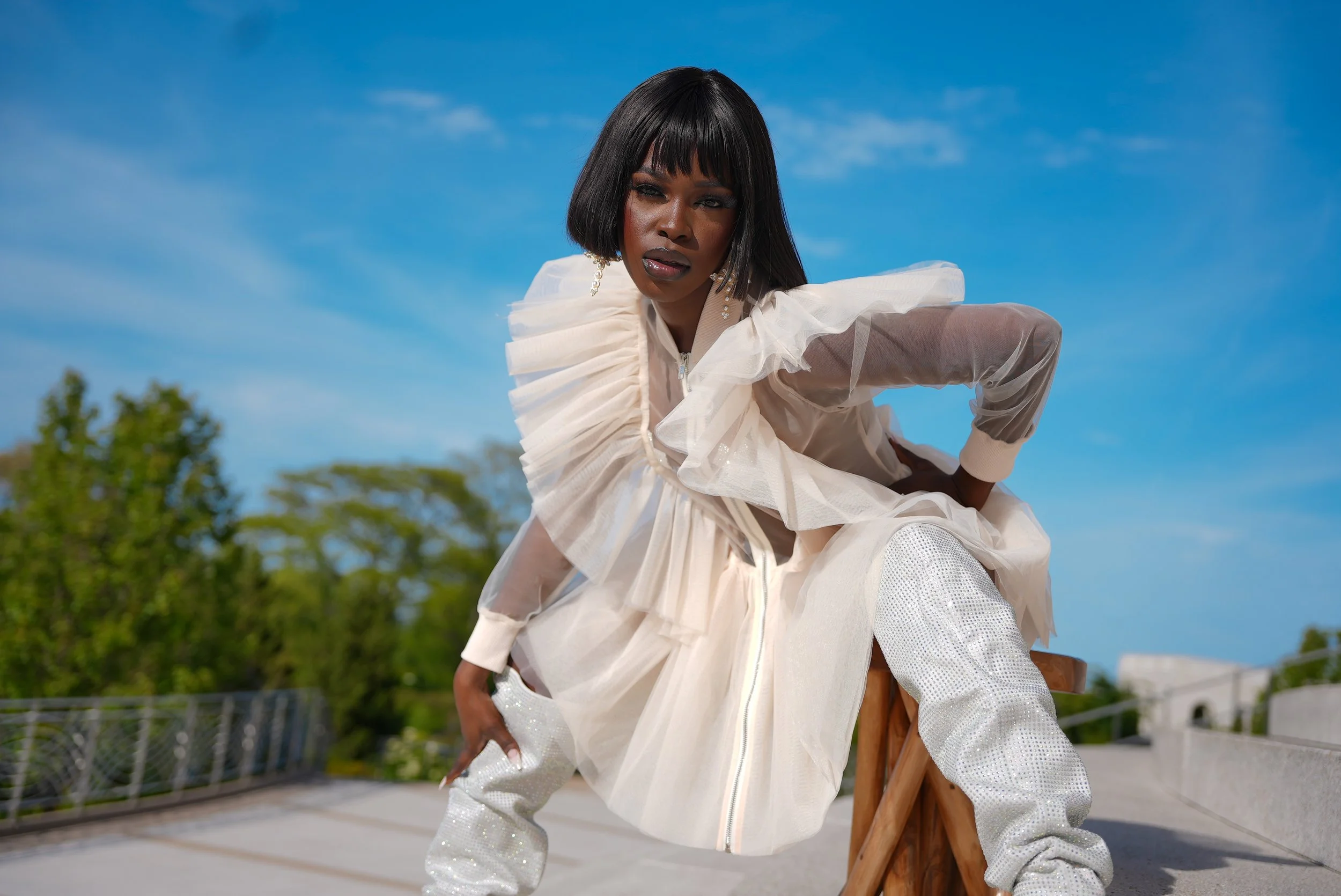 Queen Drie photographed by Joelz Photography for her cover art of HER