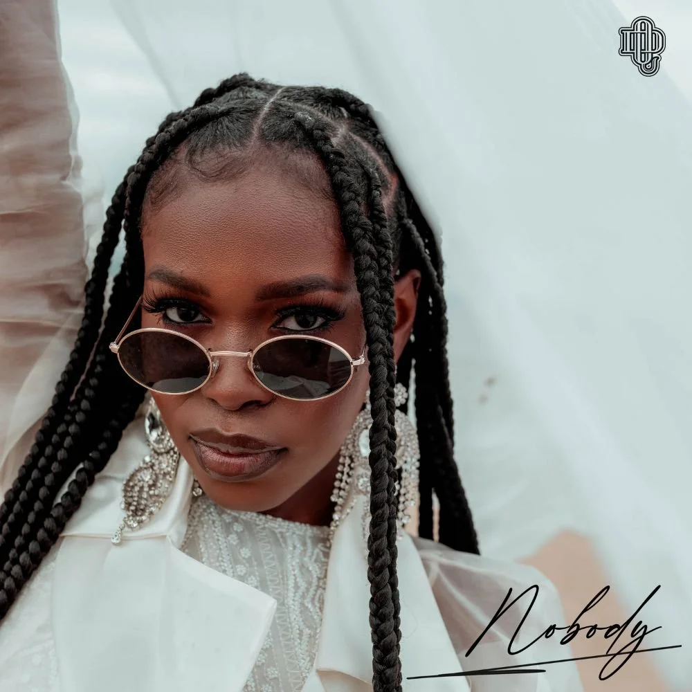Queen Drie Nobody Cover Art