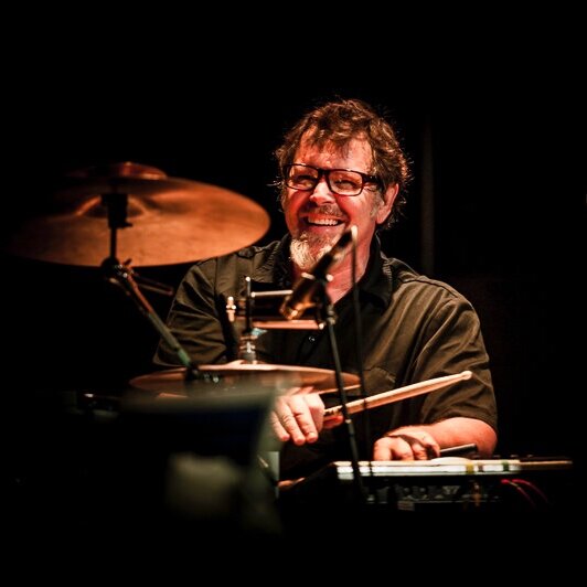 Pat Mastelotto