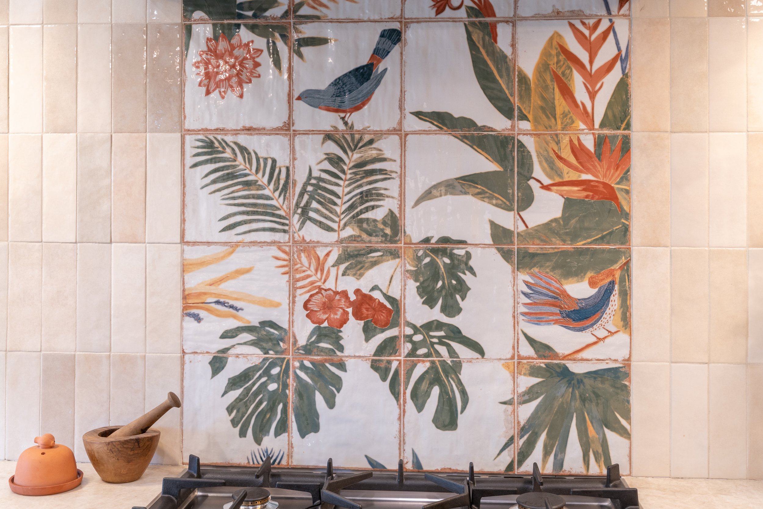 Backsplash close up 2.jpg