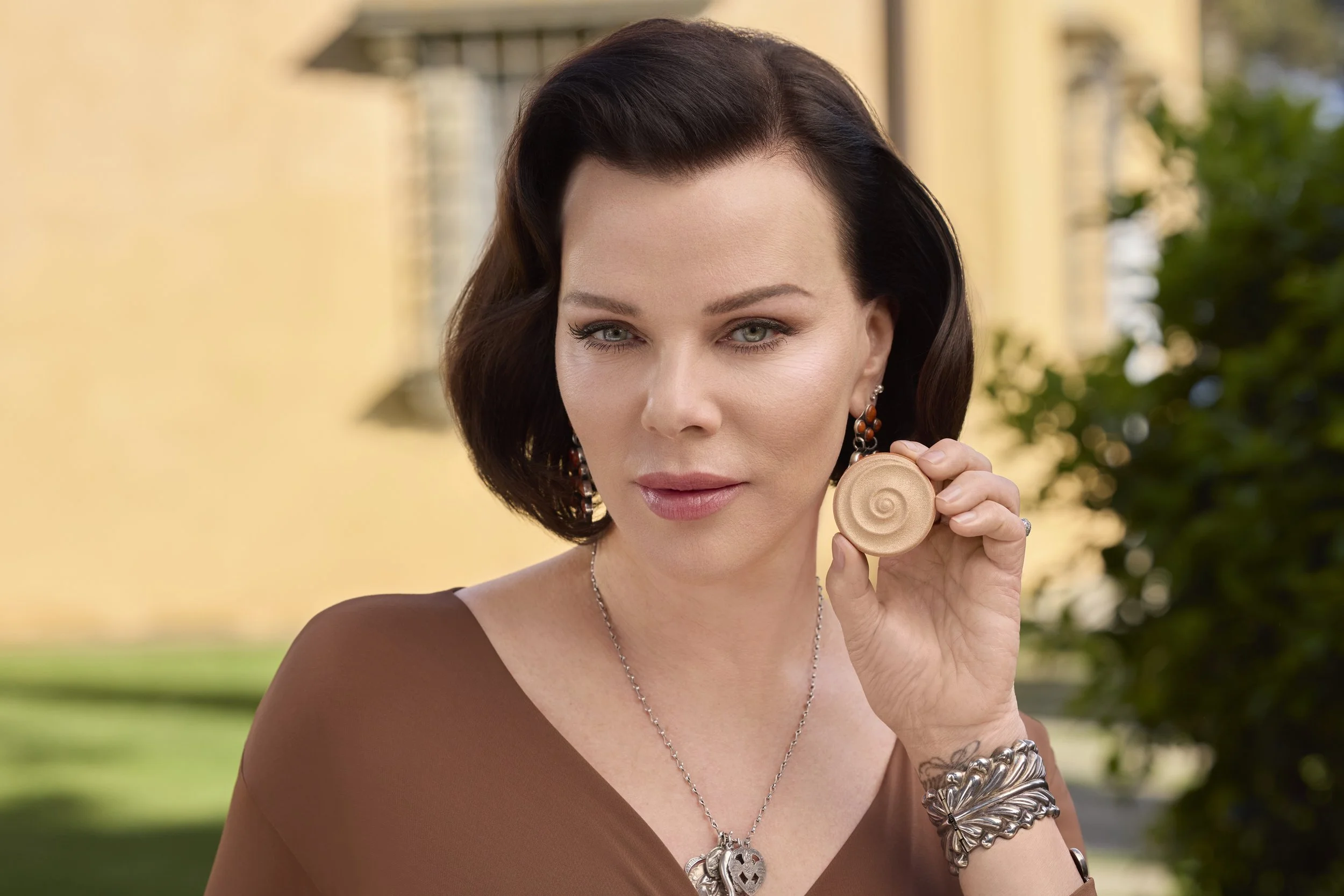 42925_Laura_Geller_Debi_Mazar_S9_5453_RT.jpeg