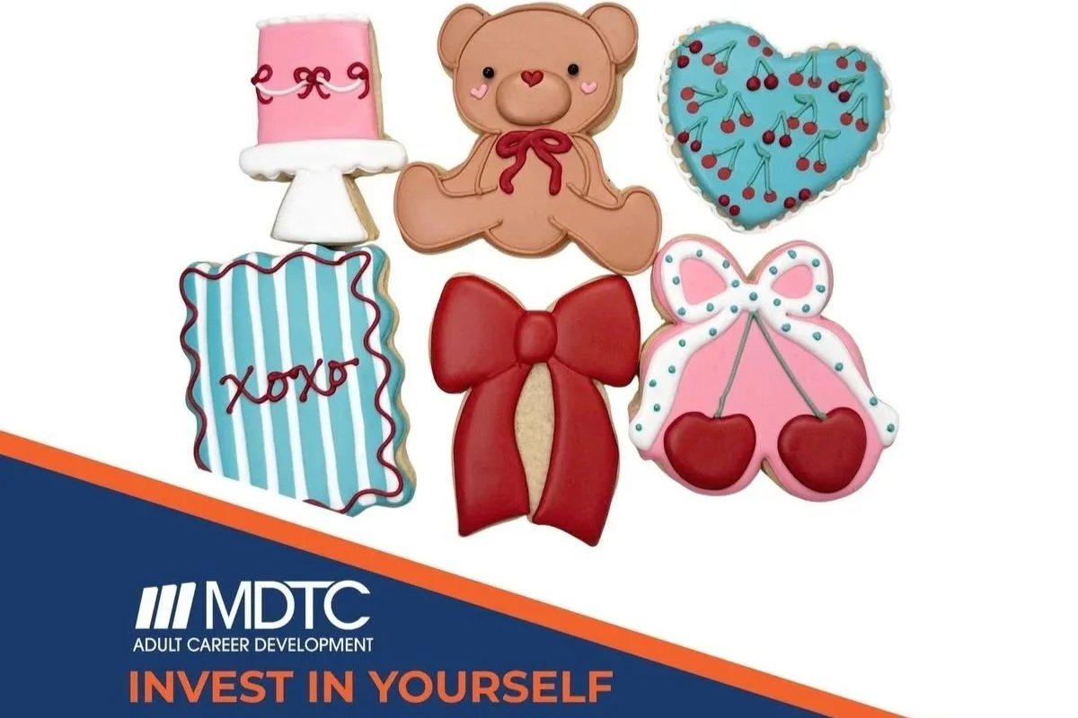 Mid Del Technology Cookie Decorating class