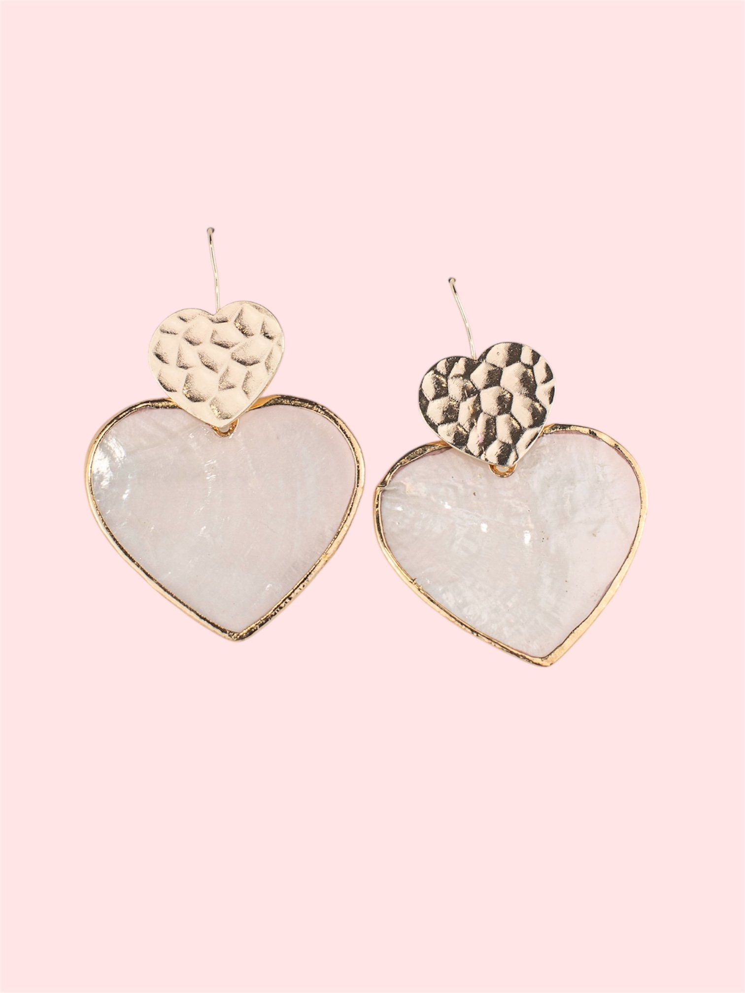 Golden Heart Seashell Elegance