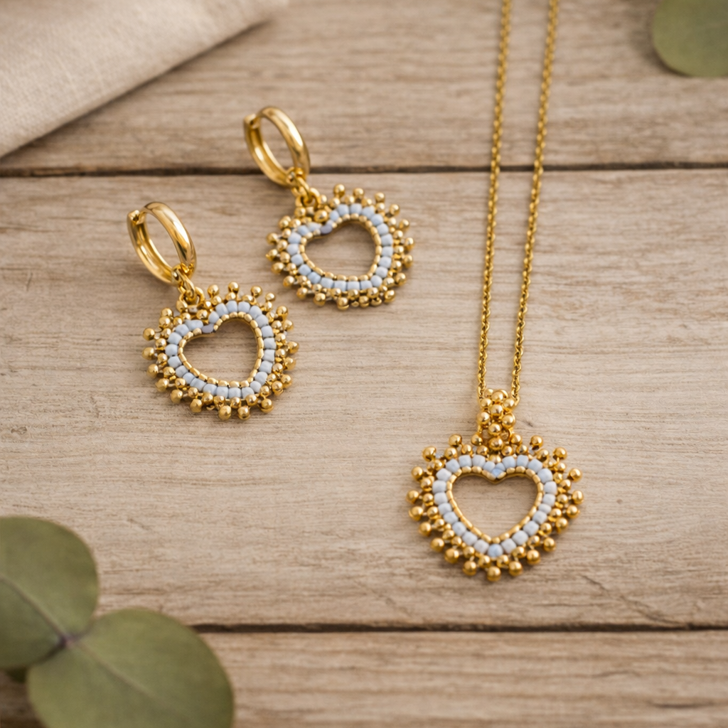 White heart jewelry set