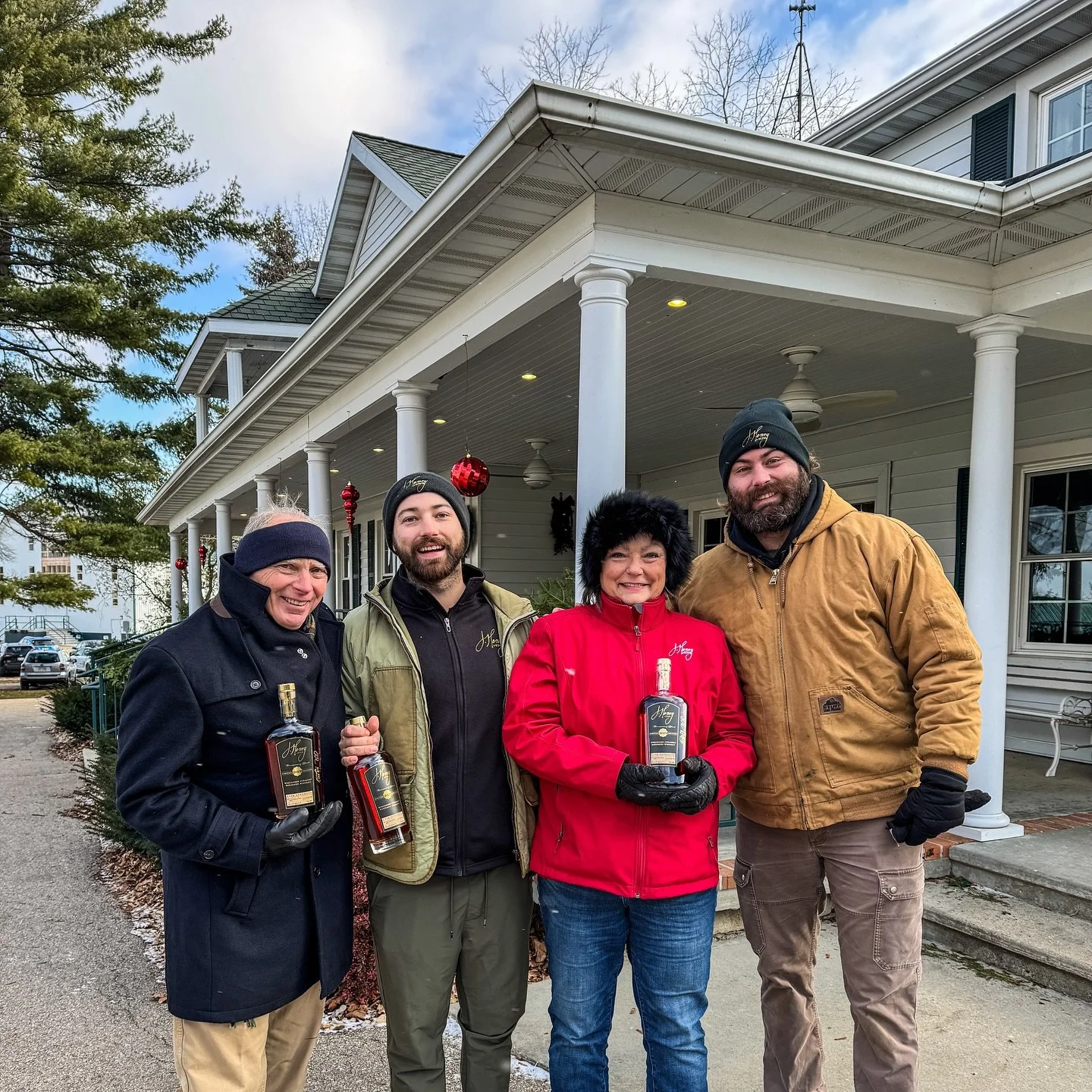 “Another great batch, another great year! Here’s to many more, thanks everyone who came out and braved the cold and everyone on the J Henry and Henry Farms teams that made it all possible!” - @joe.z.henry 
Cheers! π₯ #rewardyoursel