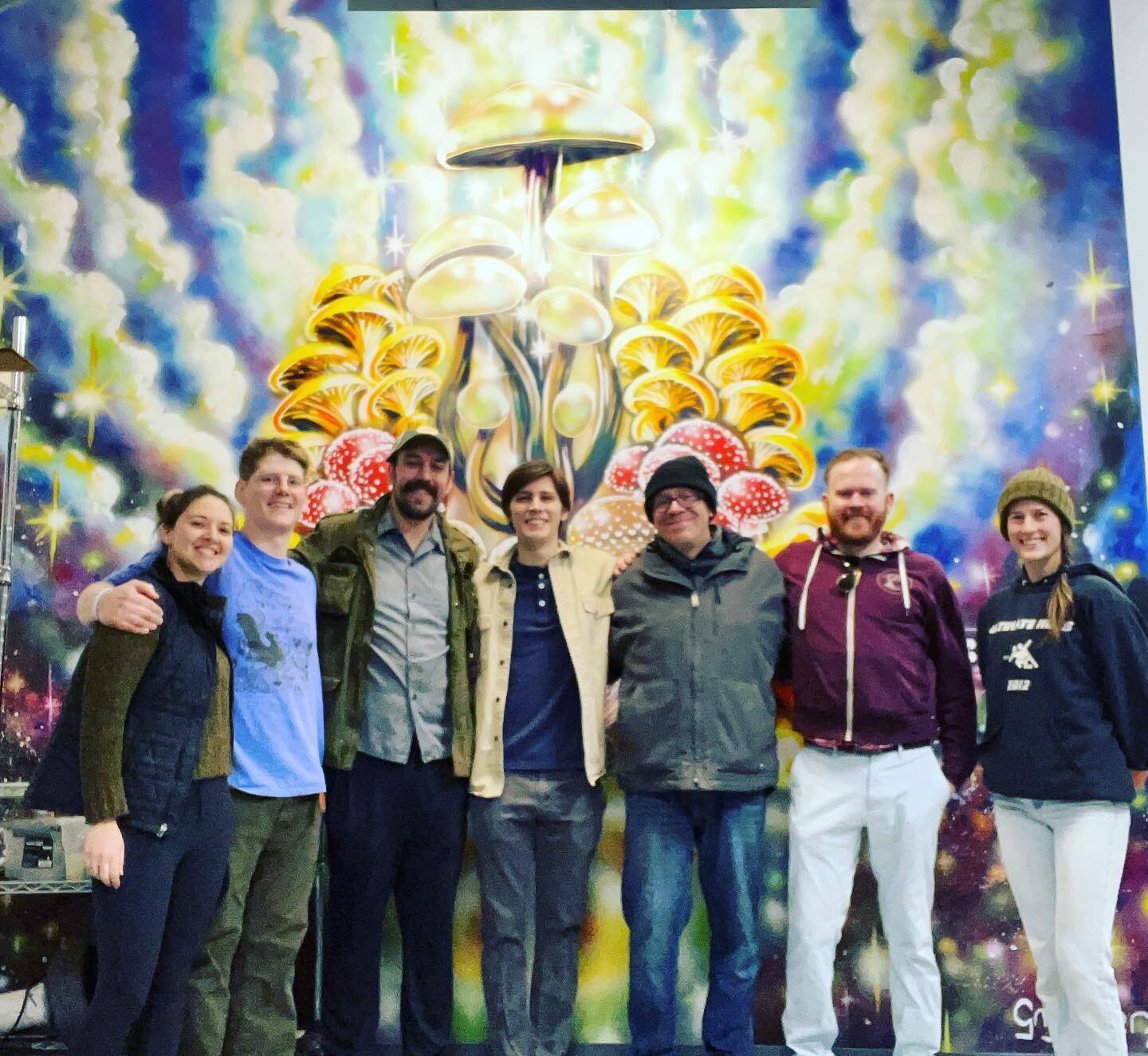 We got to have some of the @madtreealcove kitchen team out to the farm yesterday! Honestly nothing is more exciting than seeing folks we work with get excited about what we do and want to support it through their passions as well. 

Thank you to @zac