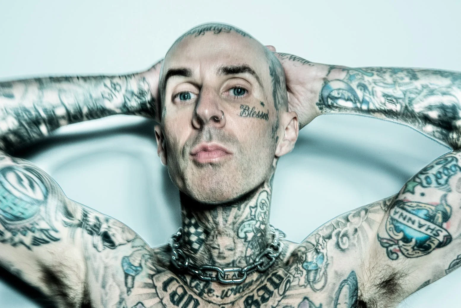 cfefe469-6f8d-412e-9745-577a628d47bc-05_travis_barker_0808_v1.jpg