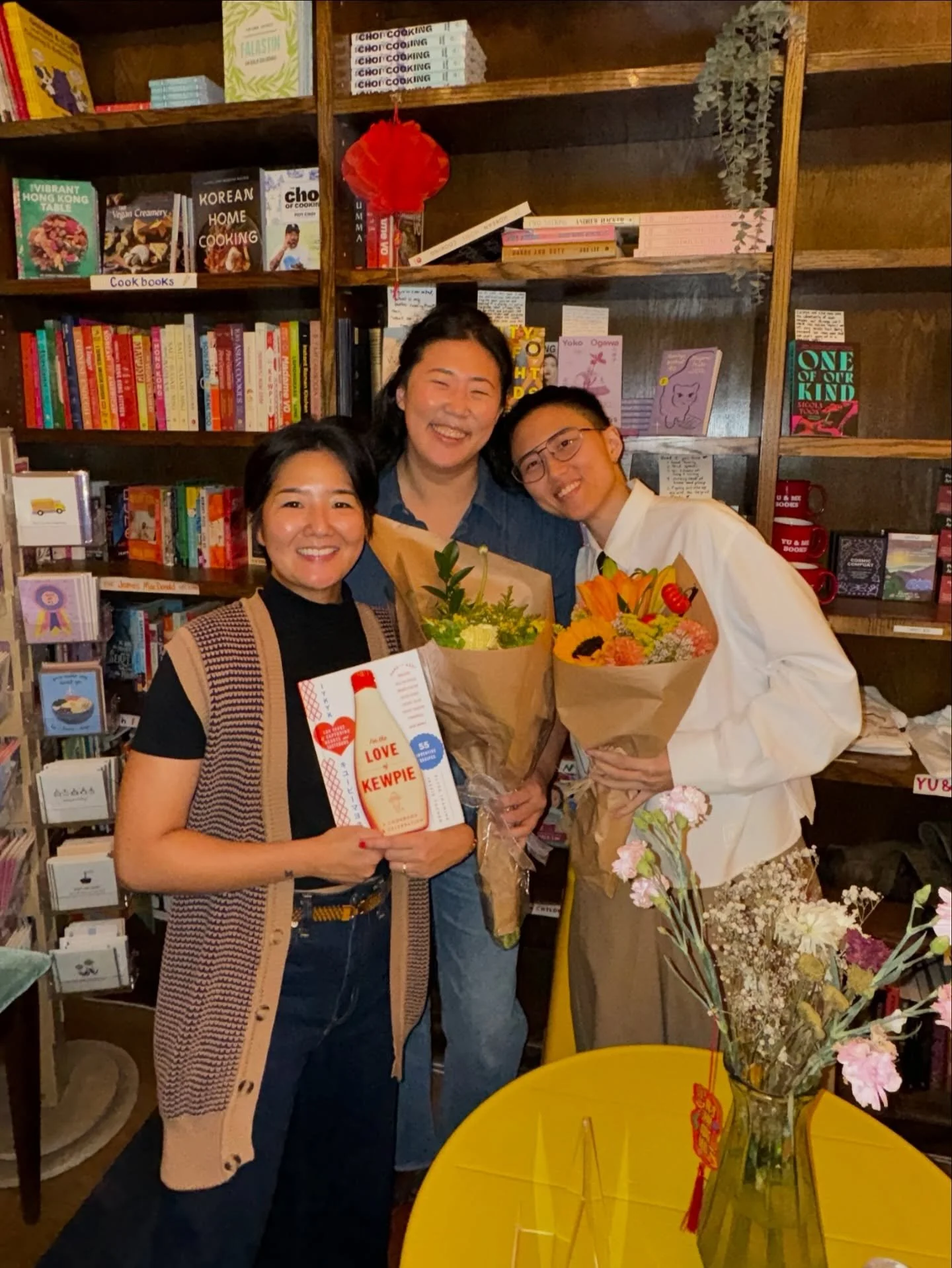 A little look back at our book tour last year for For the Love of Kewpie💛 So grateful for every stop, every moment, and every conversation.
@yuandmebooks @ototo.la @nowservingla

📸1-4 by the sweetest @matthunzi