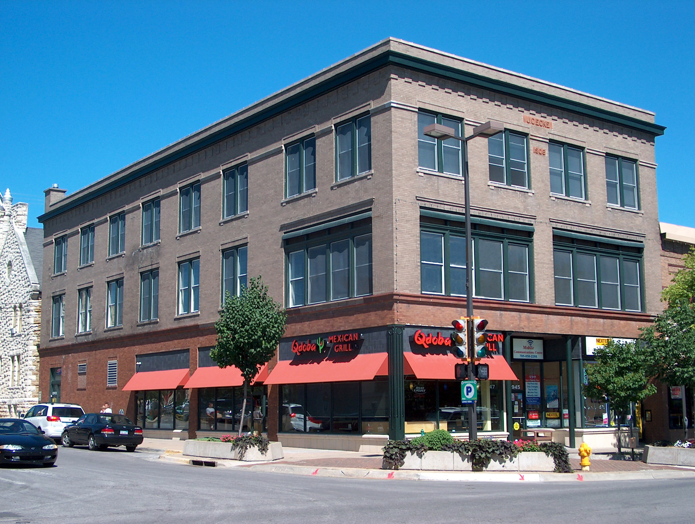 EckeBldg-1.jpg