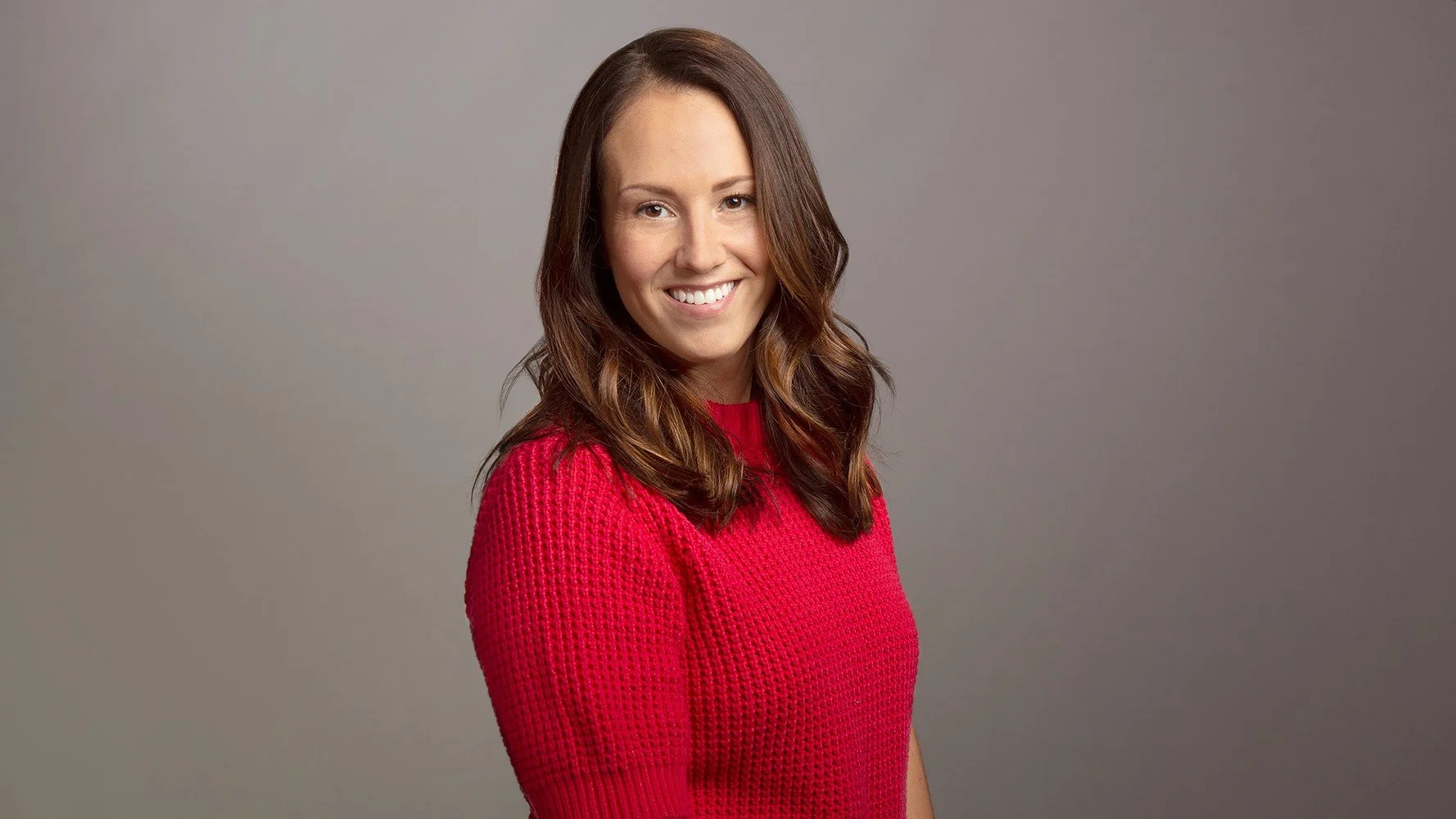 2021 headshot pink.jpg