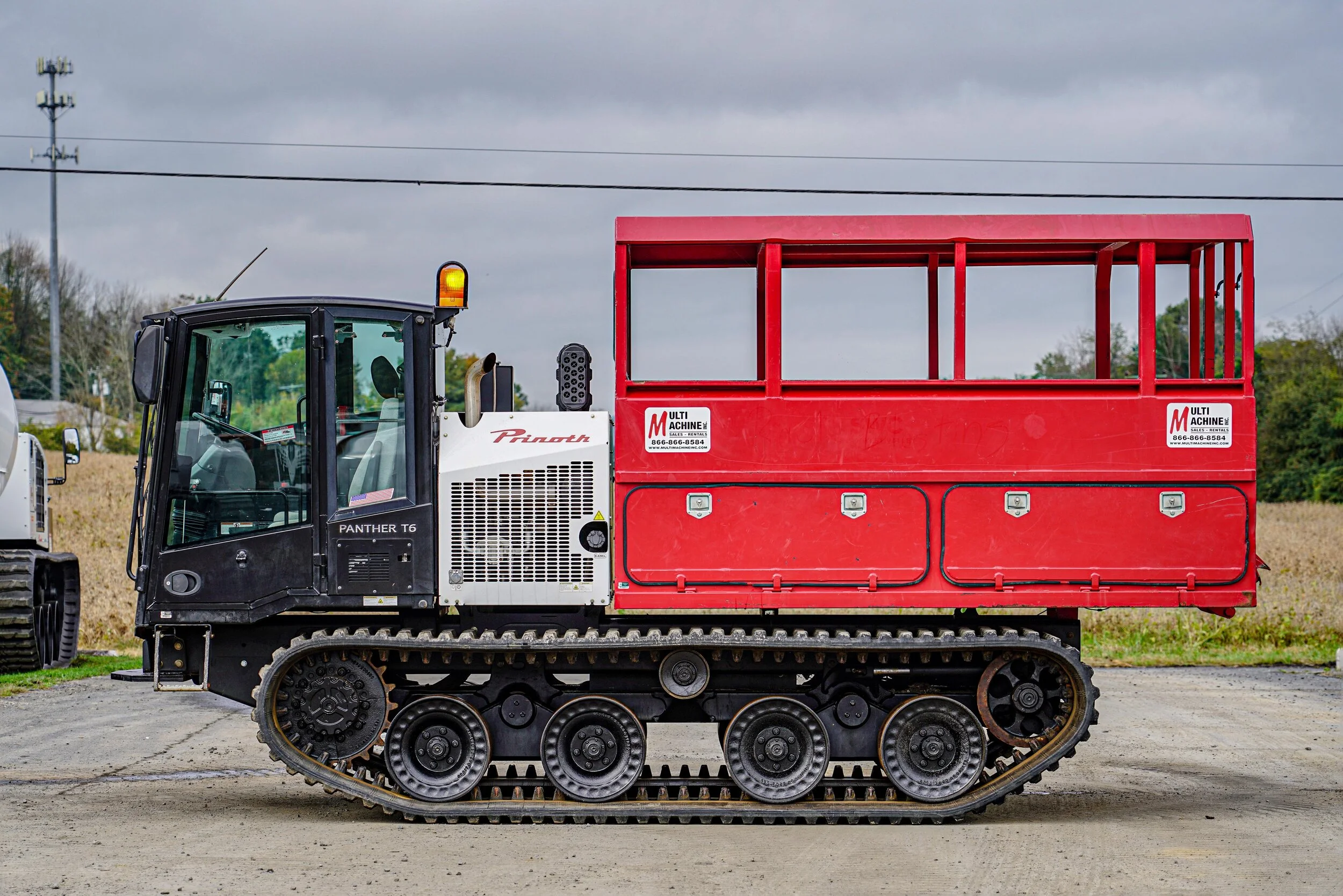 tracked transport machine