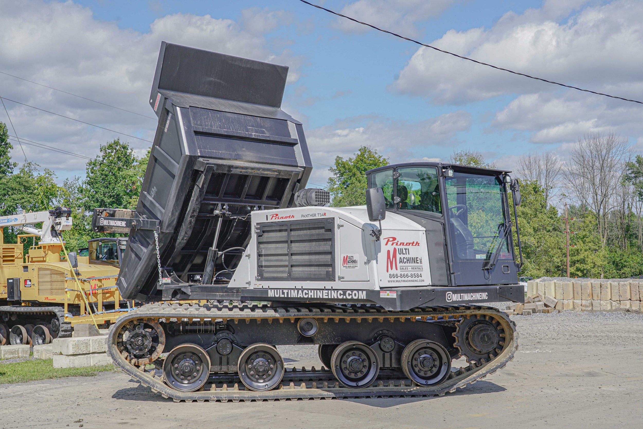prinoth track truck