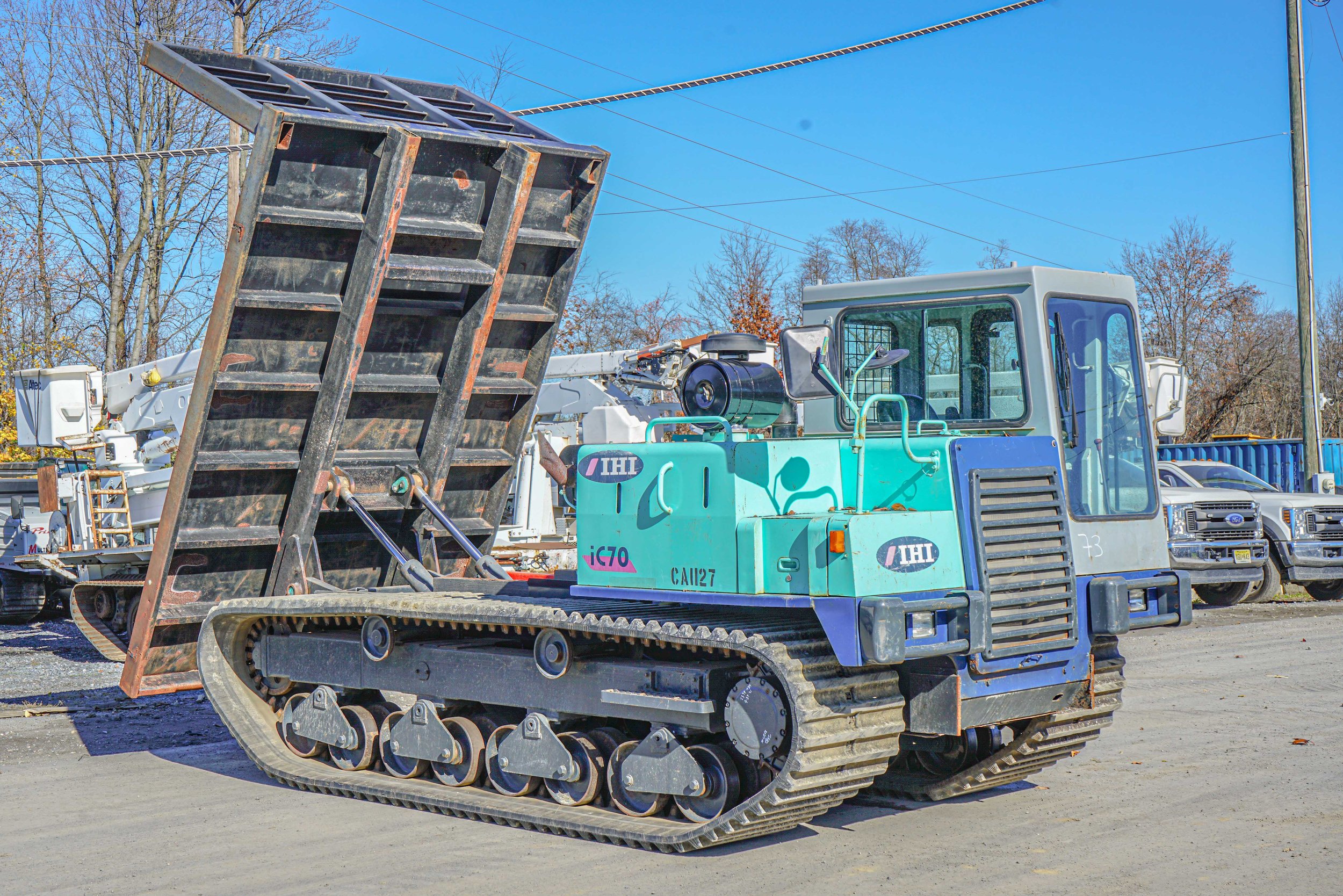 ihi track truck
