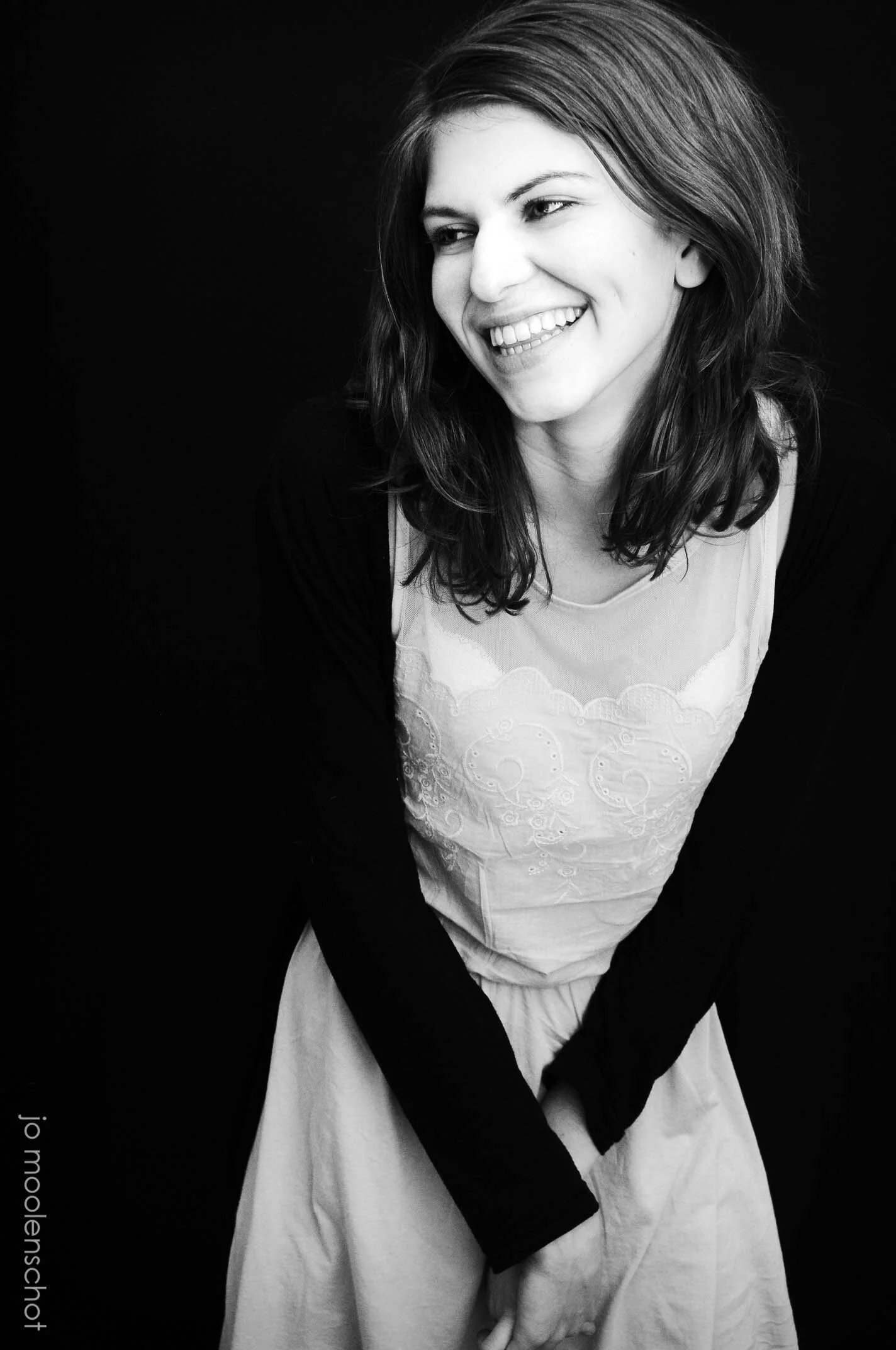 black-and-white-fun-portrait-photographer-london07.jpg