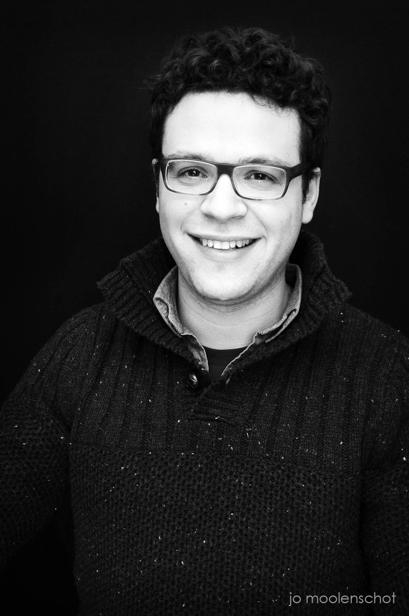black-and-white-fun-portrait-photographer-london05.jpg