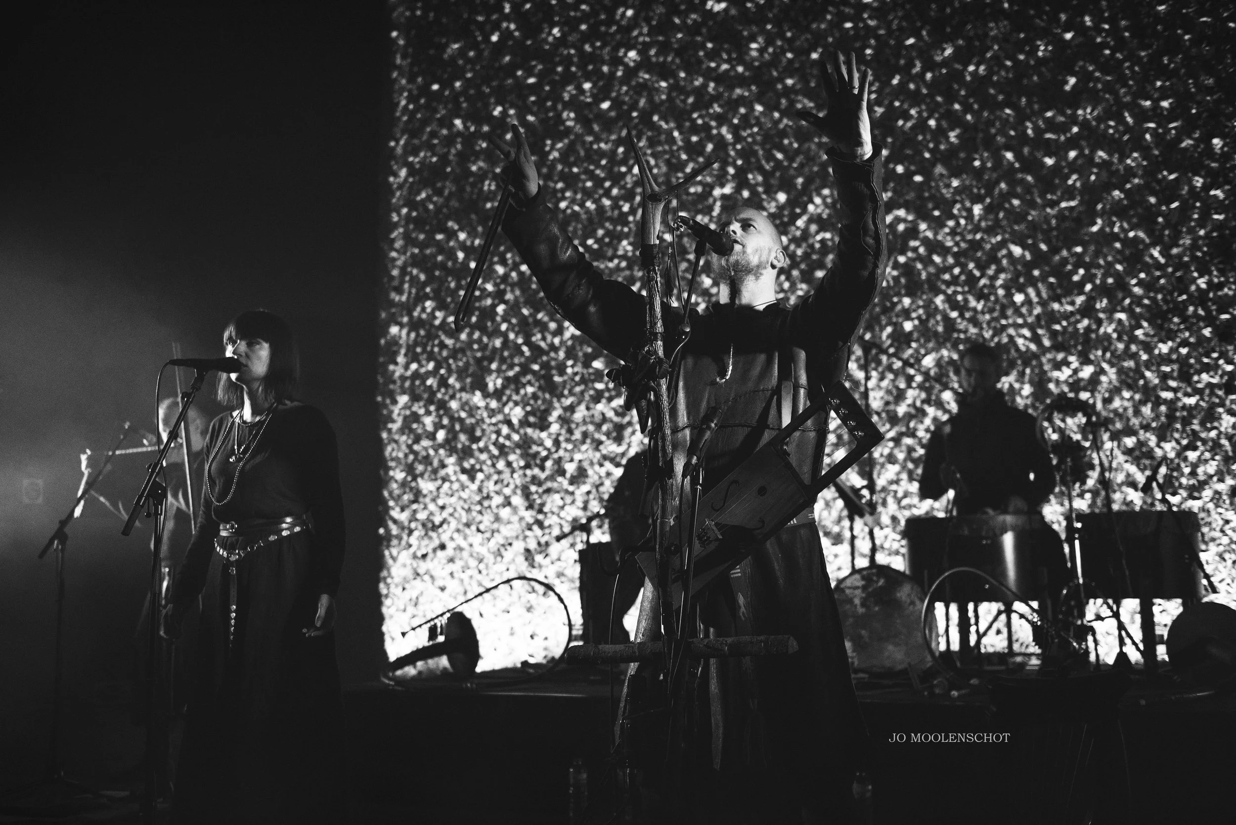 Warduna Live at Shepherds Bush Empire London by Jo Moolenschot01.jpg