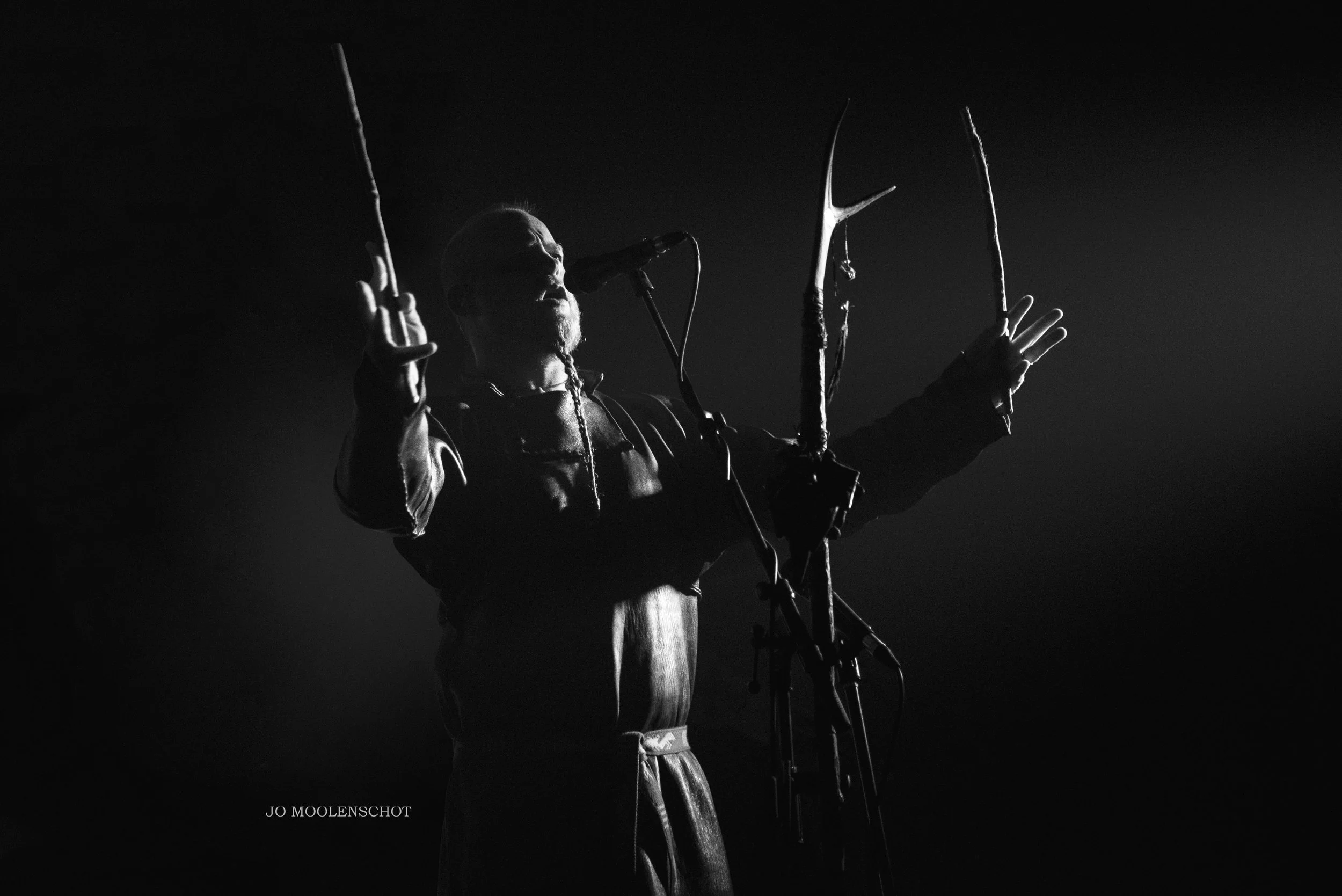 Warduna Live at Shepherds Bush Empire London by Jo Moolenschot10.jpg