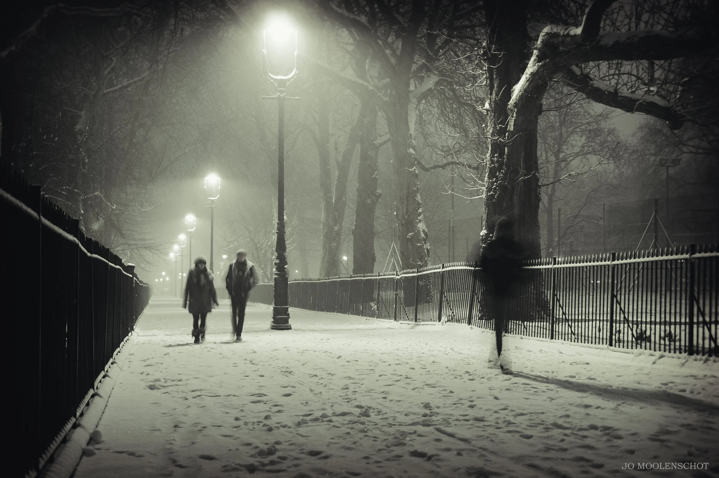 Snowy Highbury Fields_Jo Moolenschot London street photography.jpg