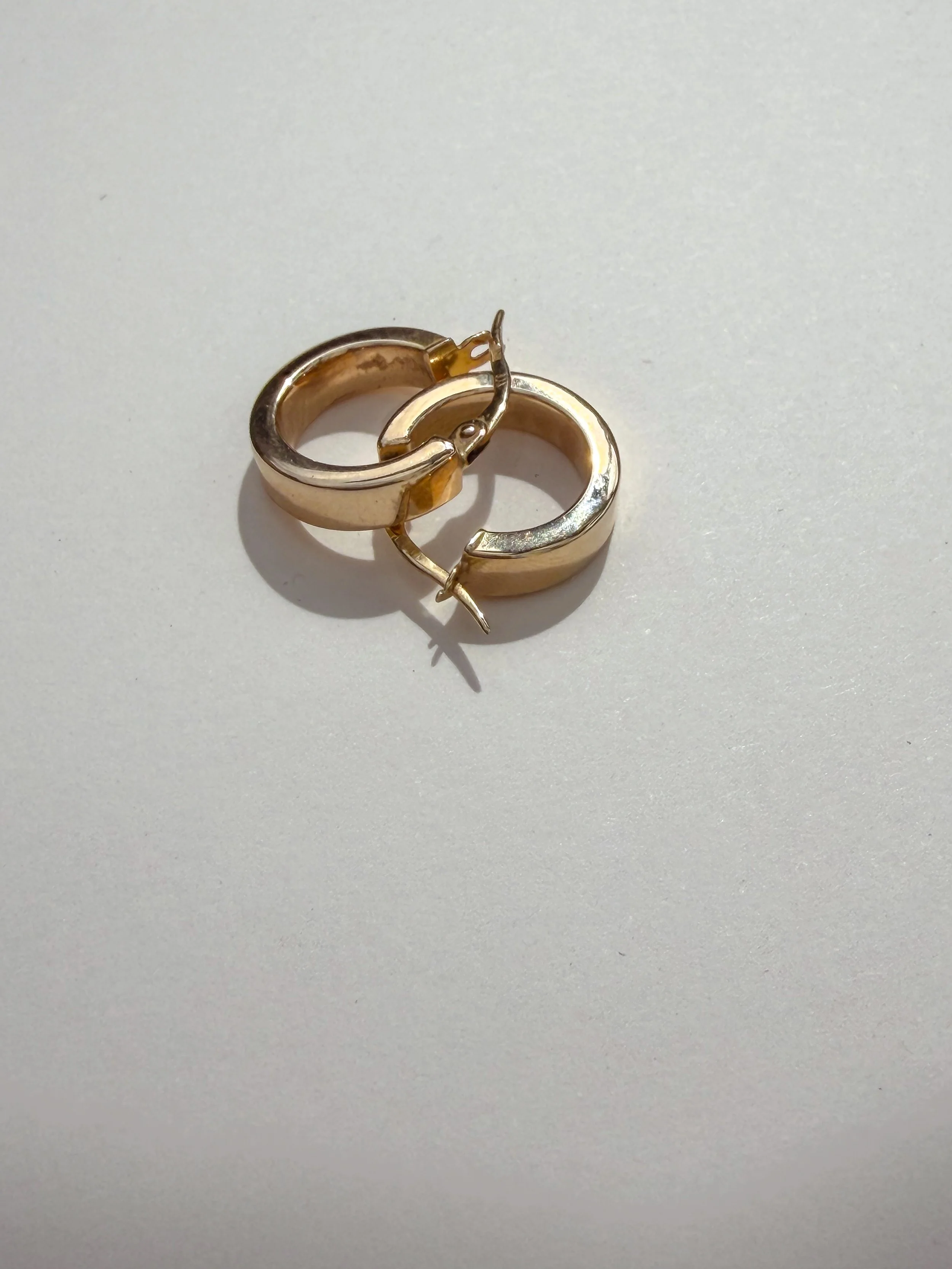 9ct yellow gold small smooth thicker hoops