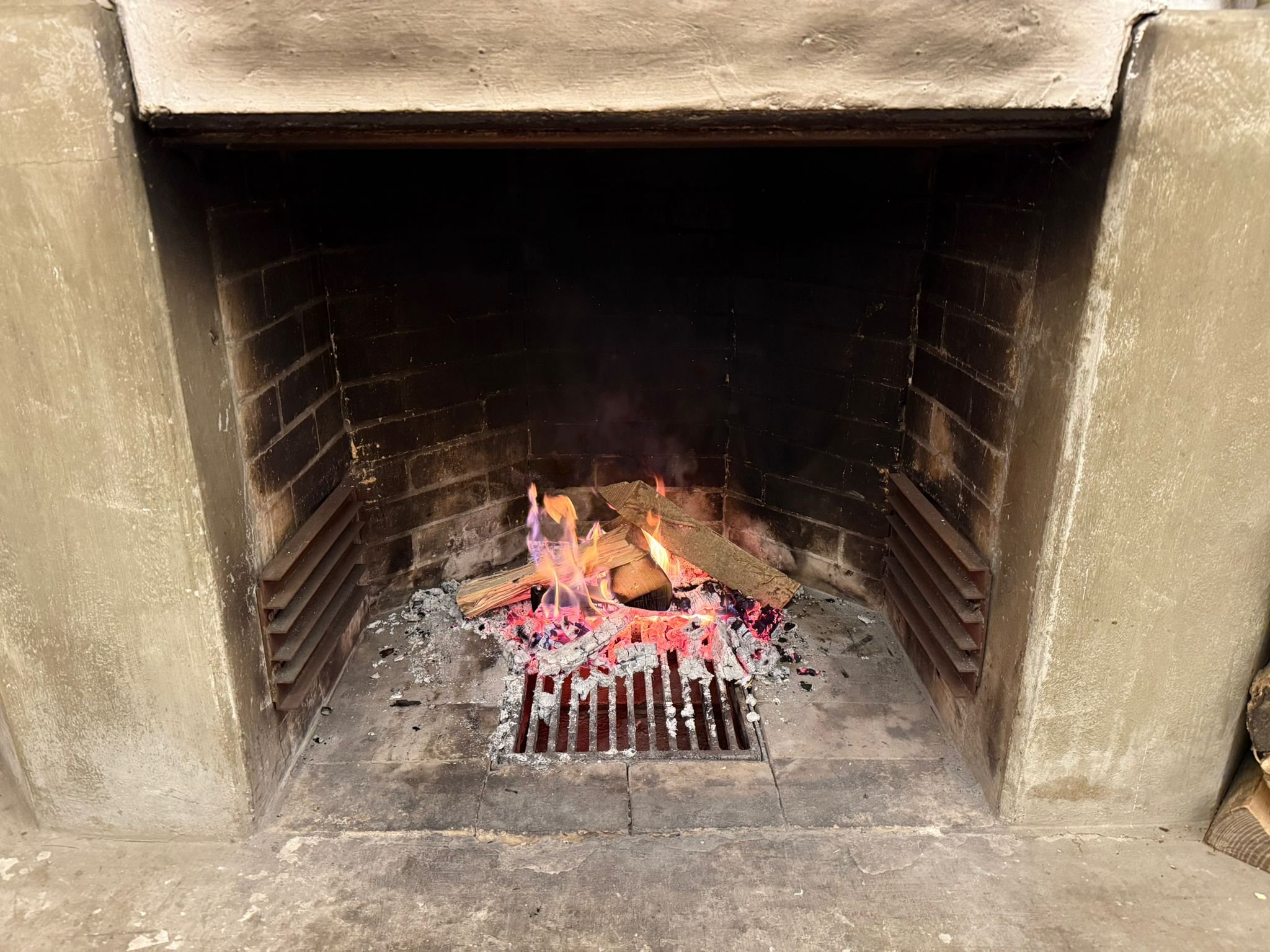 20241124_181449000_iOS 3.jpg