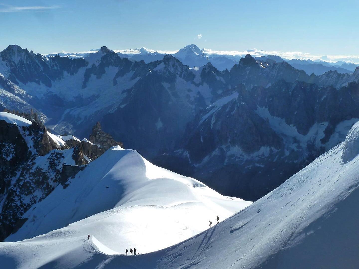 8 years ago today the French Alps were in much better shape! This summer has been a whole different story in the Alps with mega meltdowns, horrid conditions and massive rockfall. Missing the good ol&rsquo; days&hellip;
#chamonix #mtnguiding #mountain