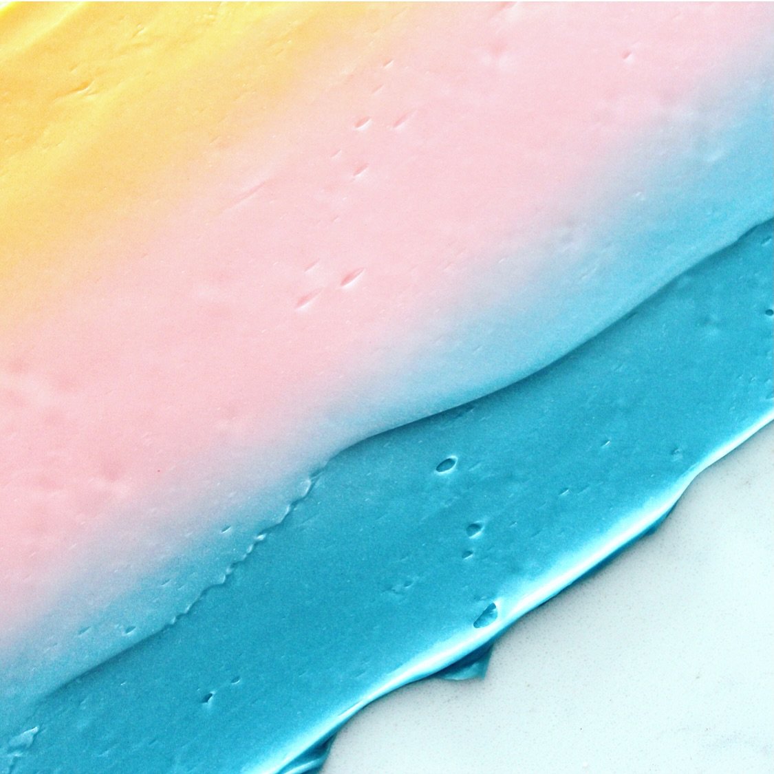 Part 3 of spring cleaning (dumping old stuff from my drafts folder)

Smooth like buttercream 🌈