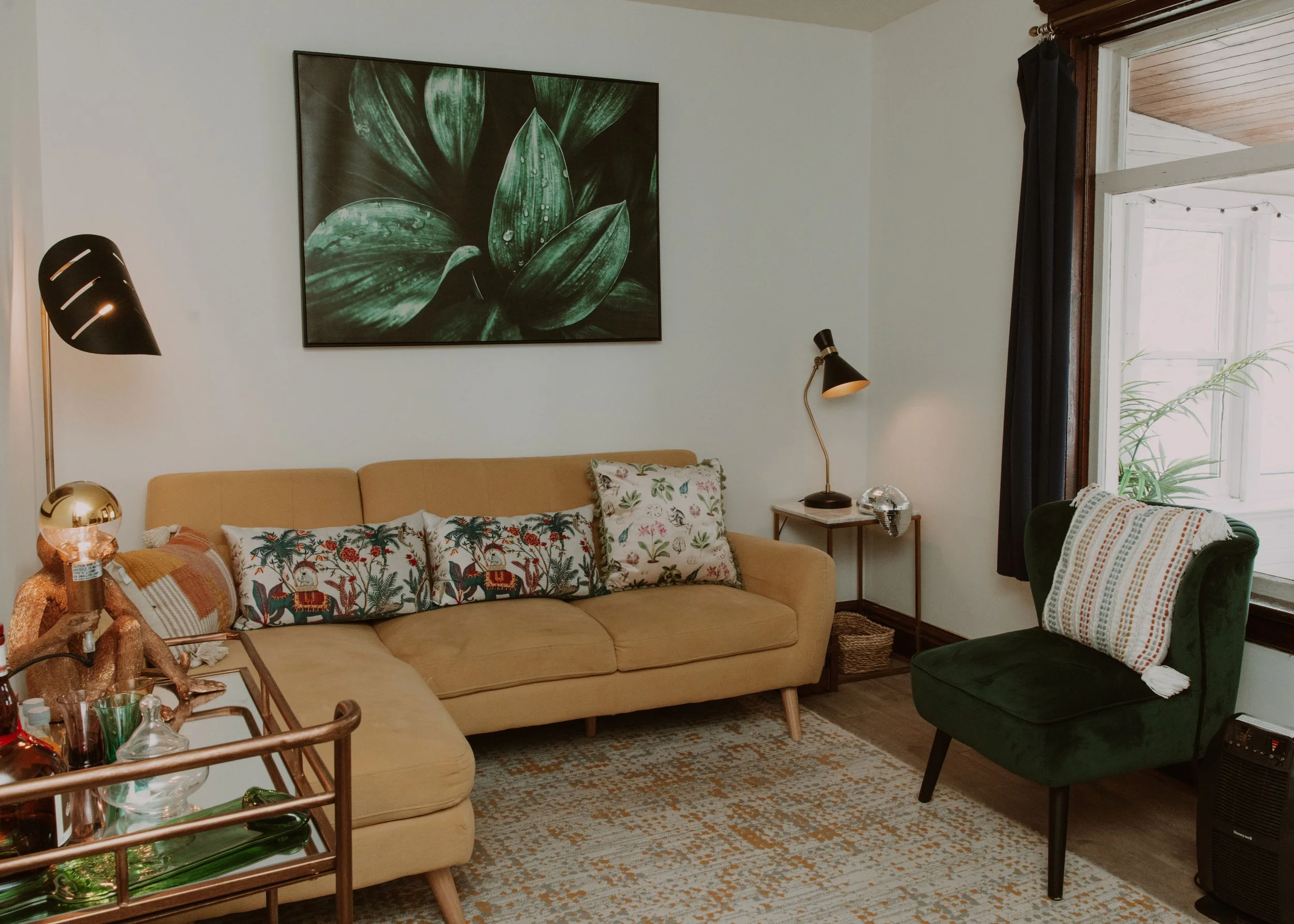 KDewsonPhotos-ErikEAirbnb41.jpg