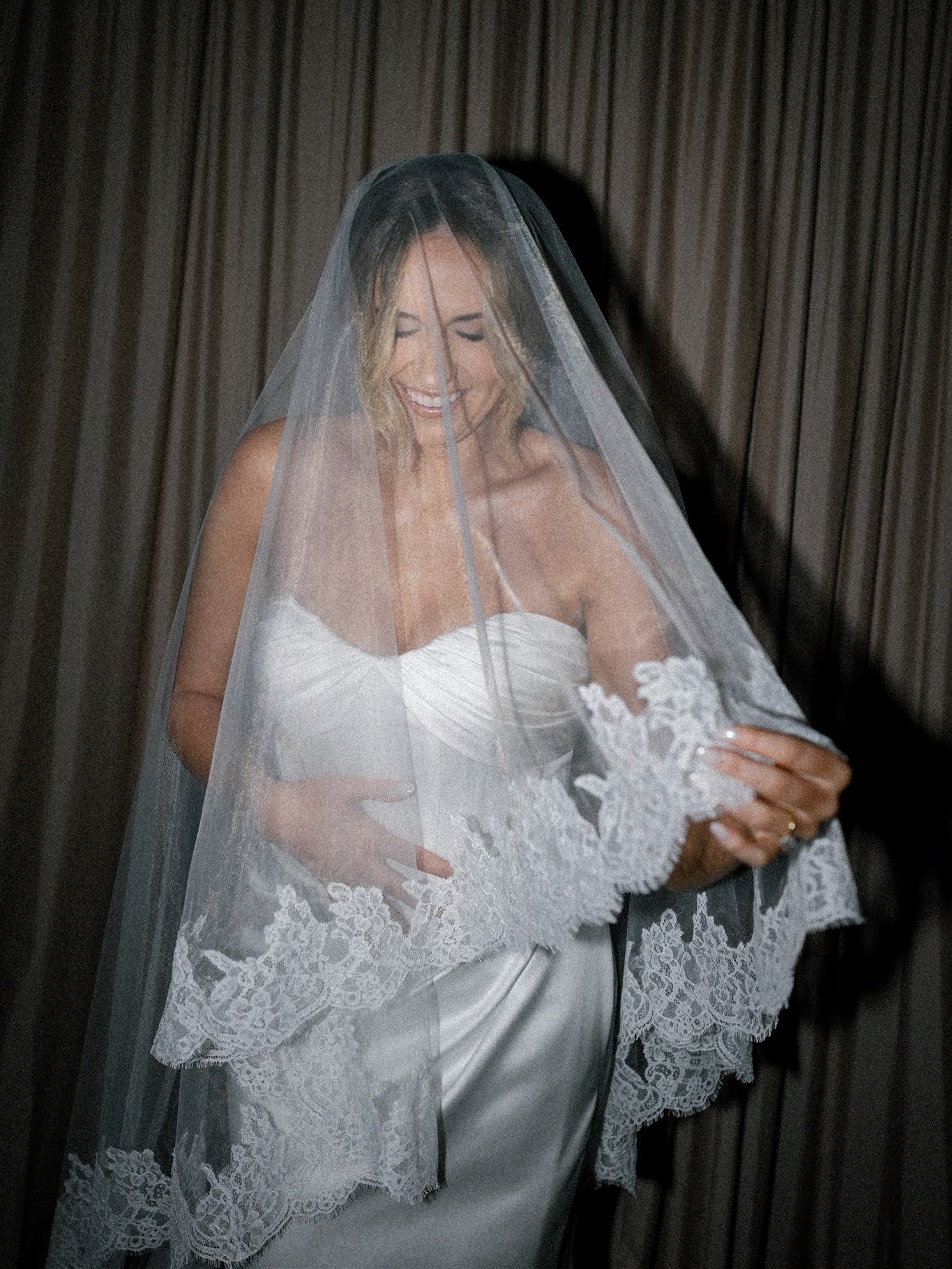 Sarah 🤍
.
.
.
.
.
Keywords: Destination Wedding. Wedding Photographer. Film Wedding Photographer. Mexican Destination Wedding. Mexico City Wedding. Oaxaca Wedding. Caribbean Wedding. Los Cabos Wedding. Puerto Vallarta Wedding. Film photographer. Val