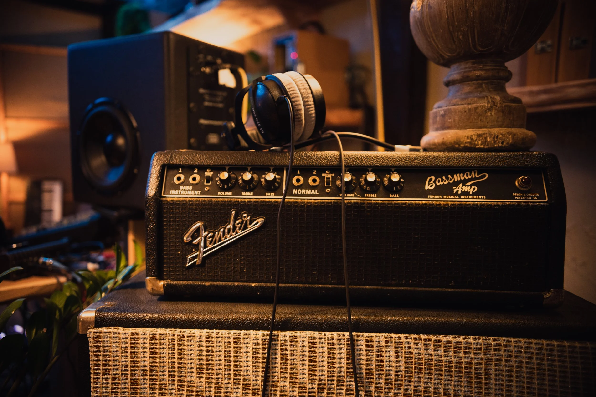 3 Reasons to Use a Professional Recording Studio to Get Your Music in the Hands of Your Fans