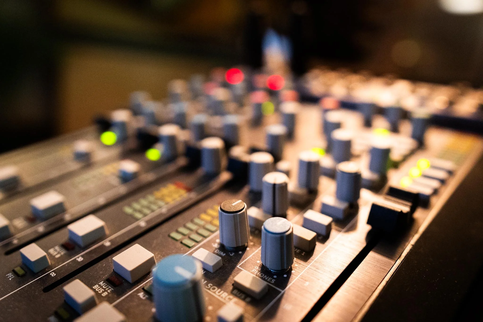 Should I Record to a Click Track? What Artists Need to Know