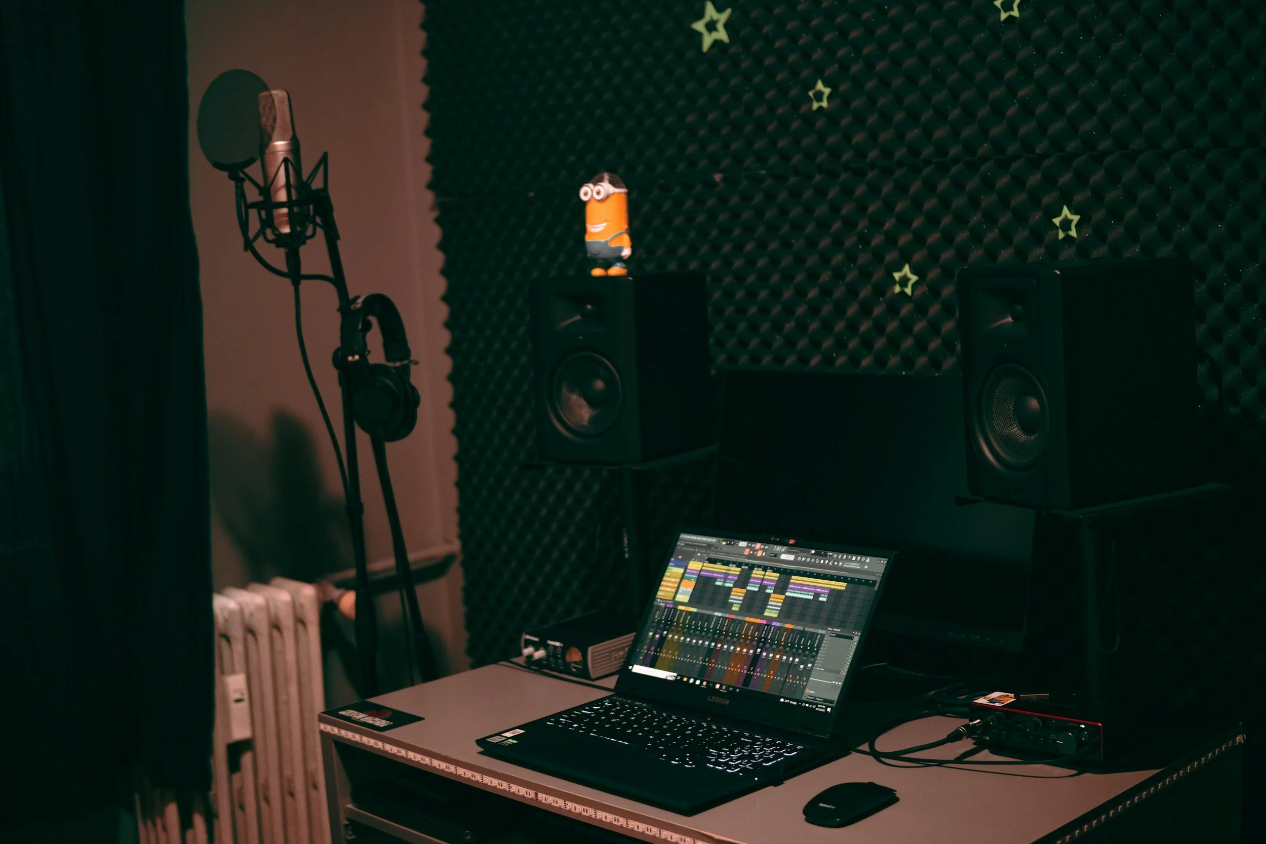 What Should I Bring to a Recording Studio Session?