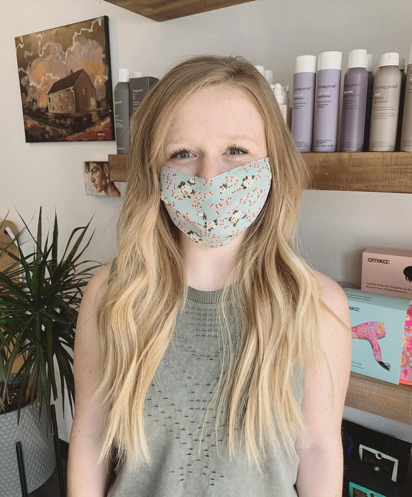 ✨Golden Hour Dreams
.
.
2 rows of @invisiblebeadextensions on this babe for some length &amp; fullness. 😍
.
.
Clink the link in my bio to start your extension application! I&rsquo;ll be in touch within 48 hours to set up an in person consultation.