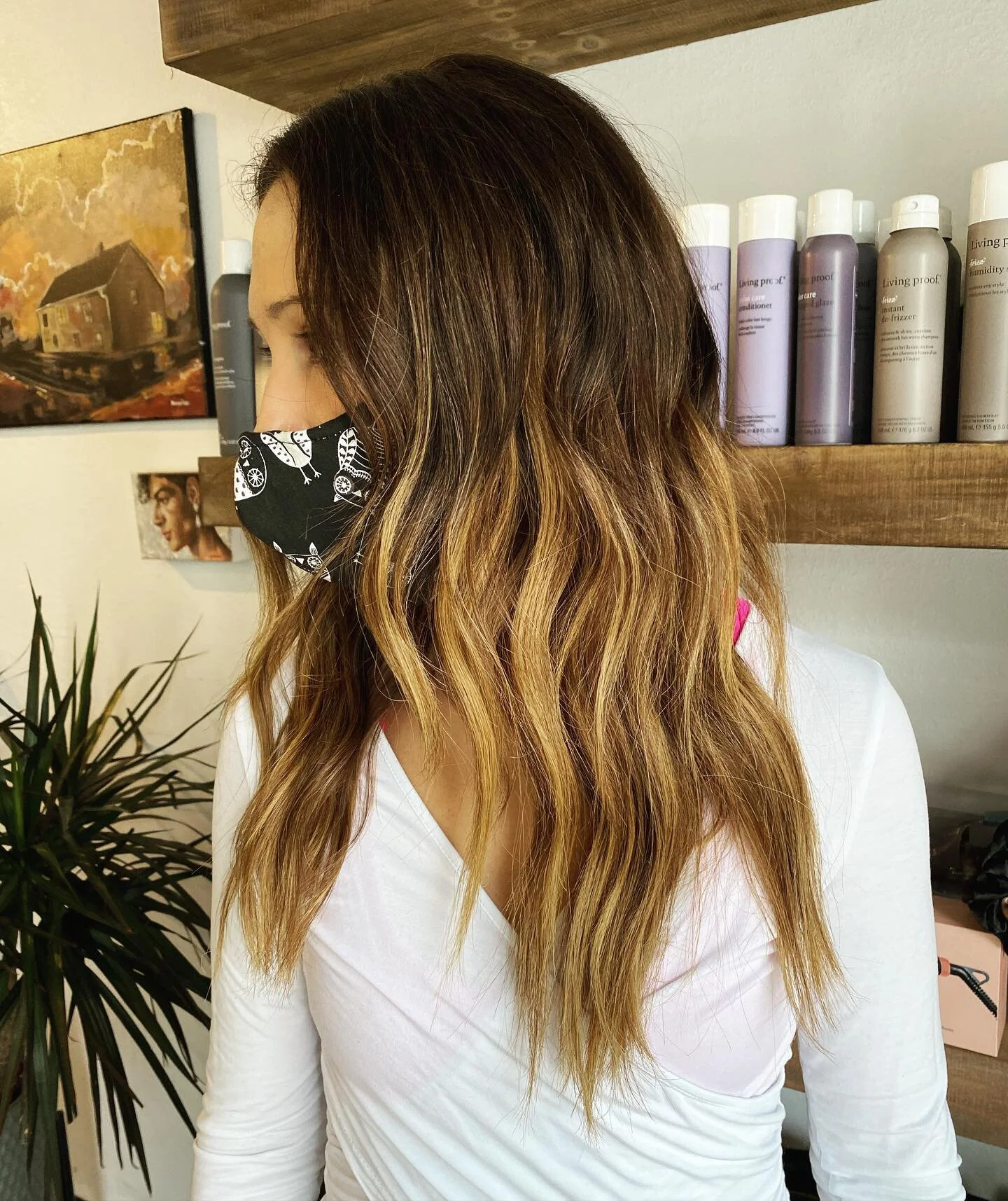 Fall Vibes 🍁

Another example of &lsquo;One Row Magic&rsquo; 😍 One row of @invisiblebeadextensions adds the fluff and volume that dreams are made of! 

Interested in extensions? Click the link in my bio to get started!