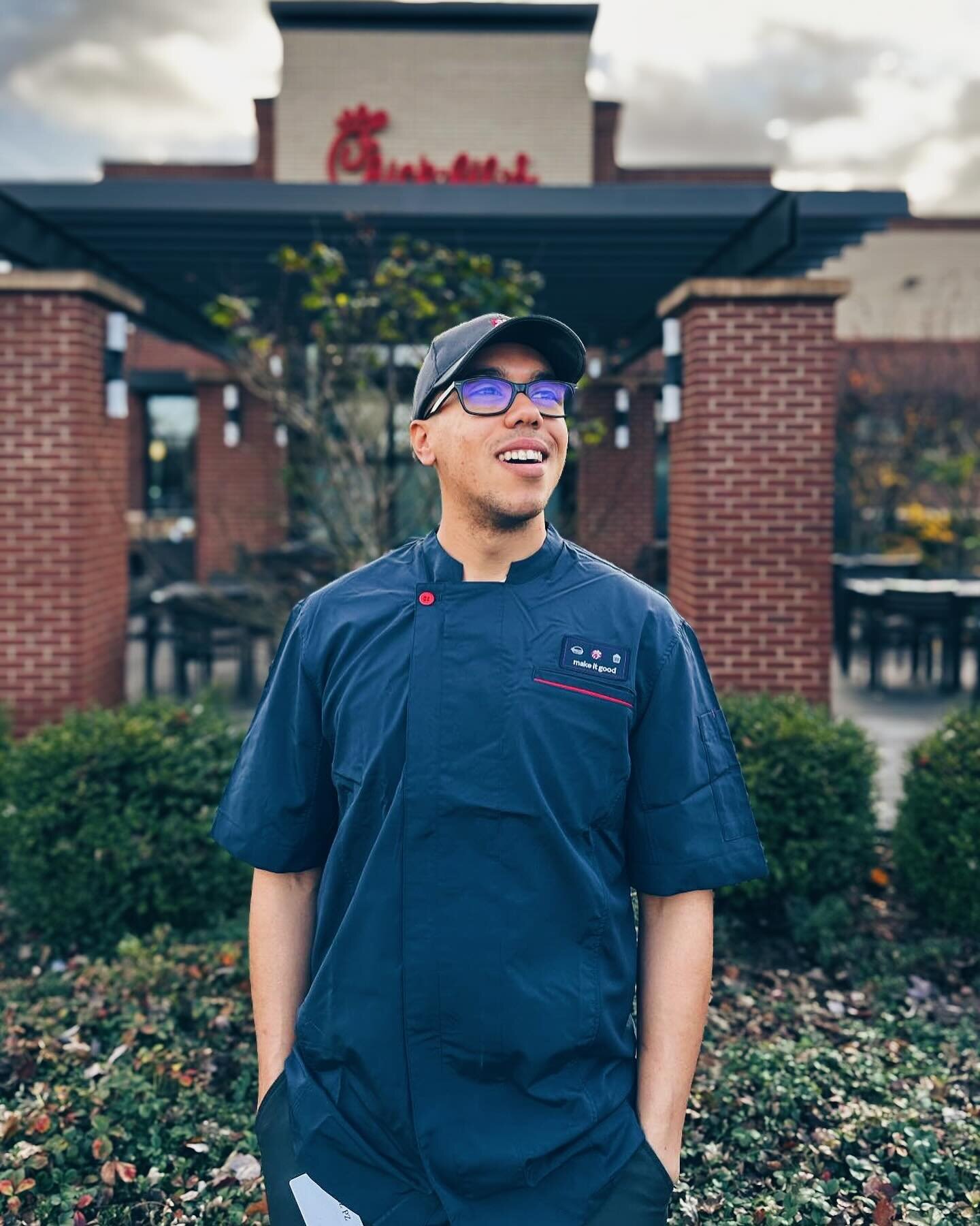 Meet our new Shift Leaders!

Photo One: Adriz! Adriz is our newest Back of House Shift Leader. He has been working at Chick-fil-A Tanasbourne for only 3 months! He quickly captivated our team with his quick wit and hard work 💪

Photo Two: Sam! Sam i