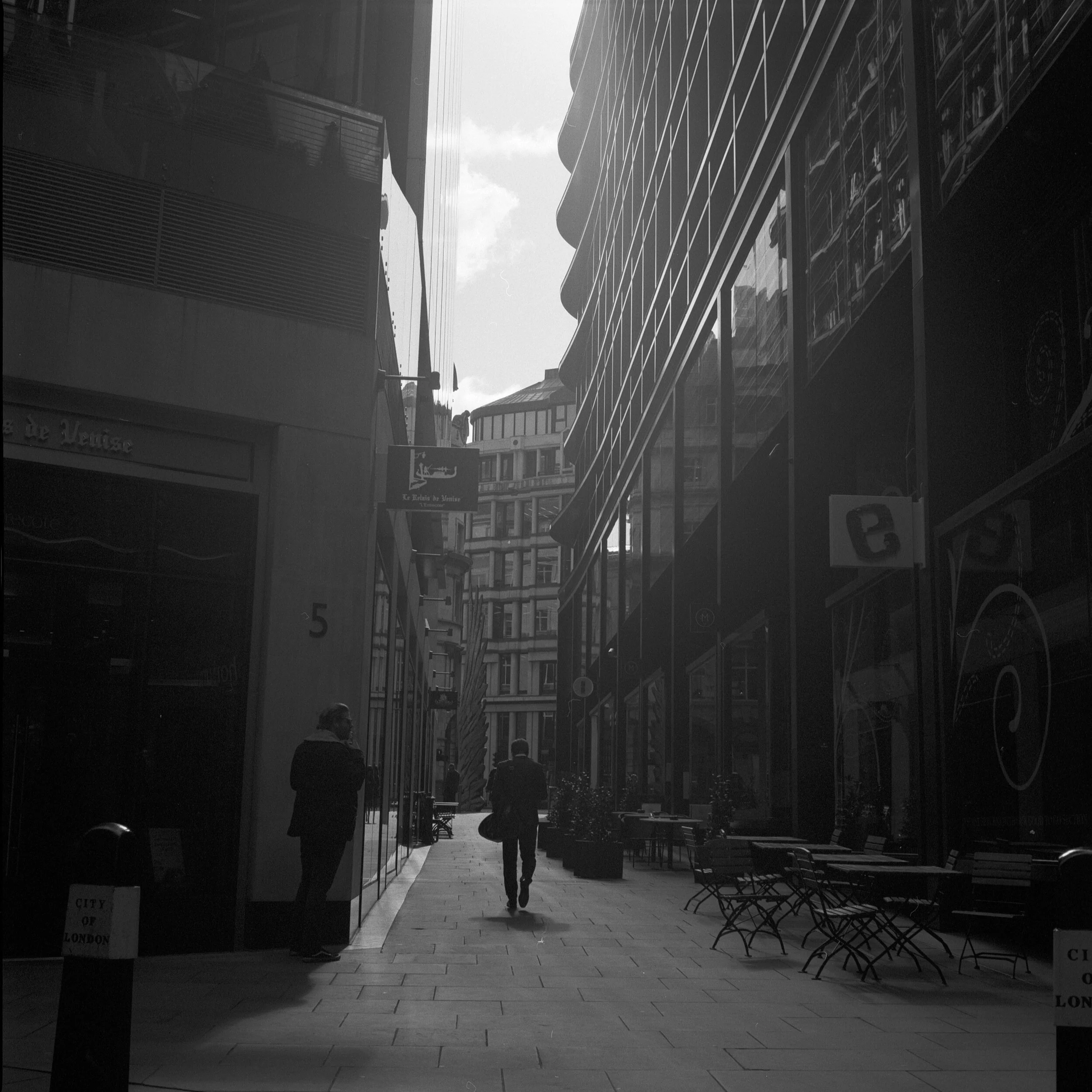 120-19-017_ILFORD HP5 400_003.jpg