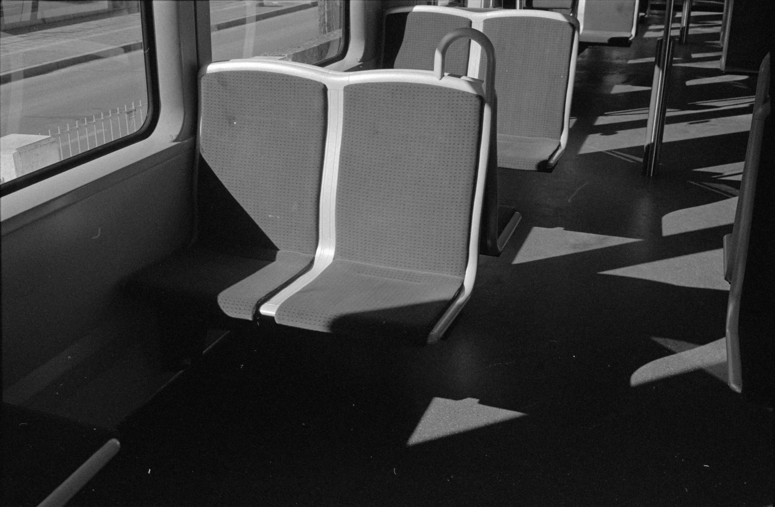 135-21-018_ILFORD HP5+ 400_034.jpg