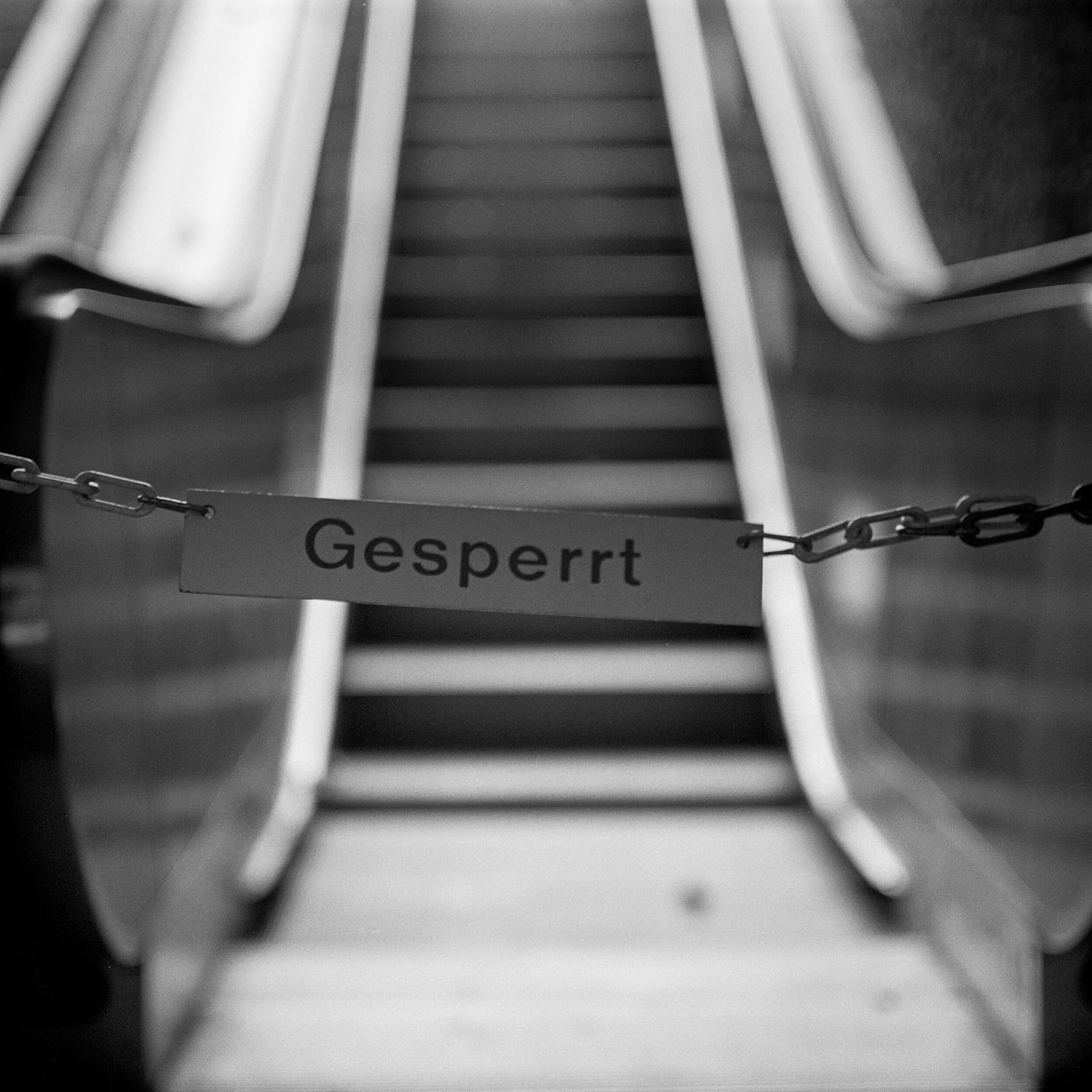 120-20-027_ILFORD HP5+ 400_005.jpg