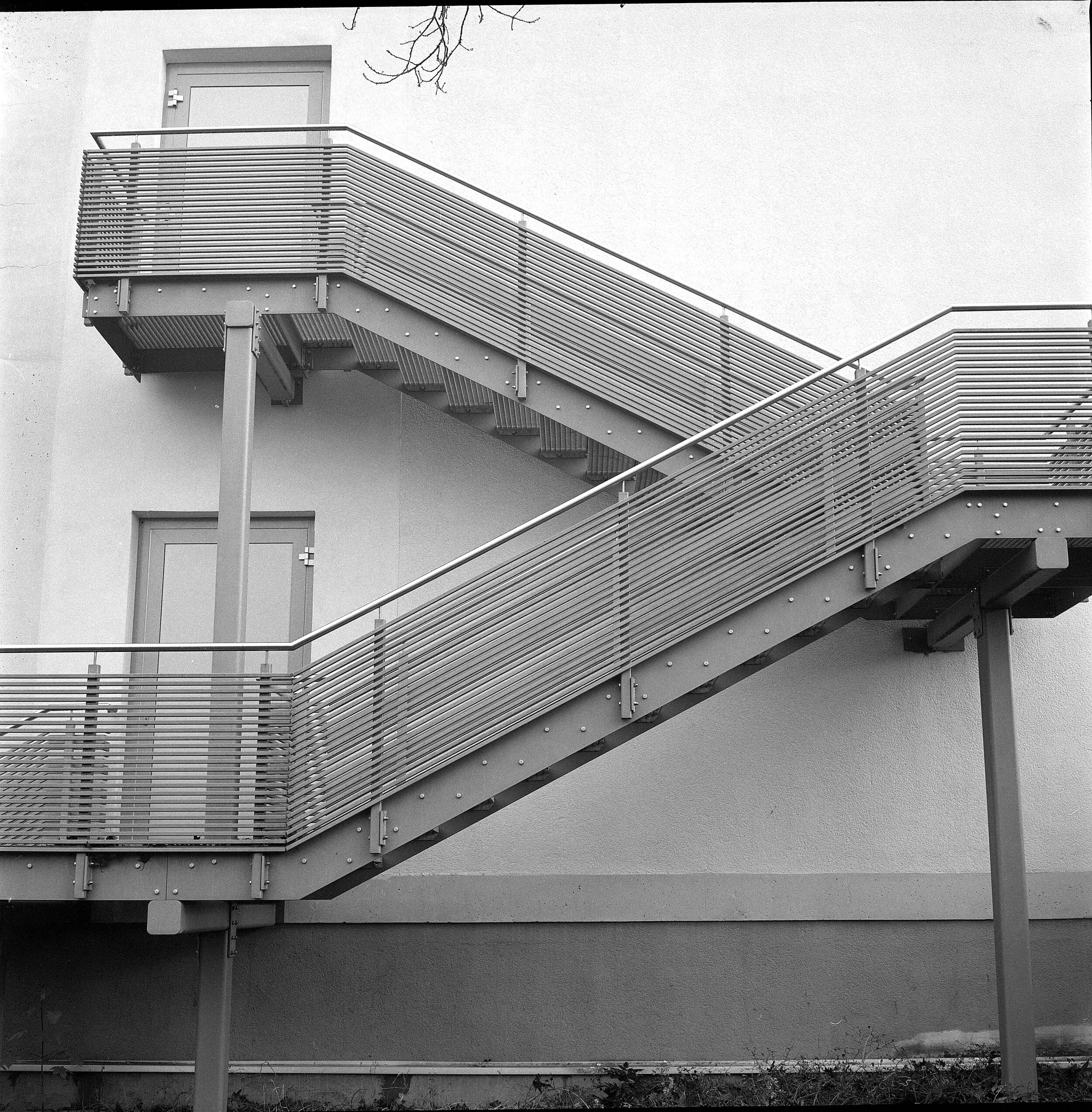 120-19-042_ILFORD FP4+ 125_006.jpg